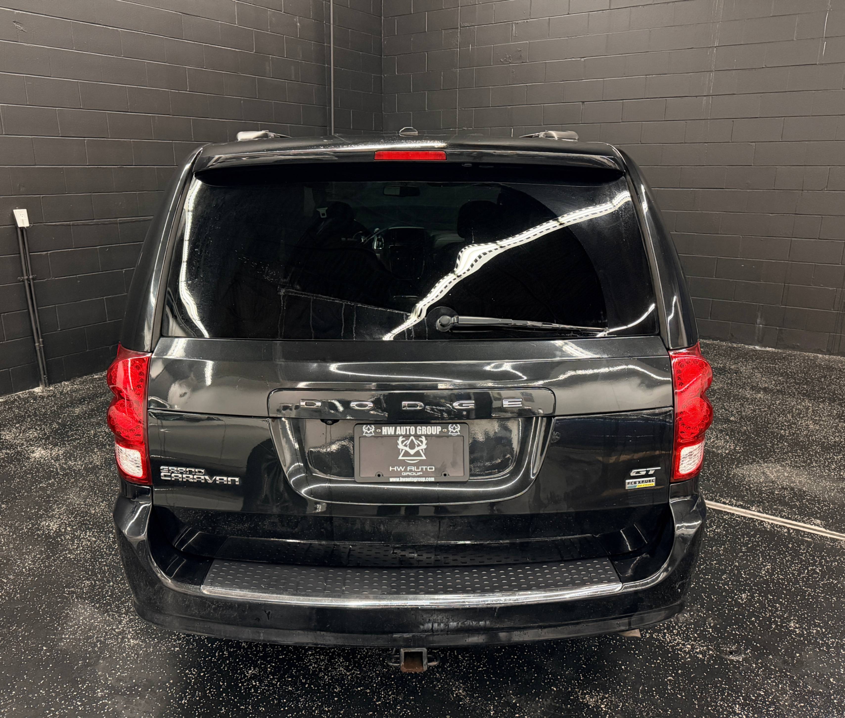 /hcwenterprisecorporation/2018-Dodge-GrandCaravan-07537302242334465.jpg