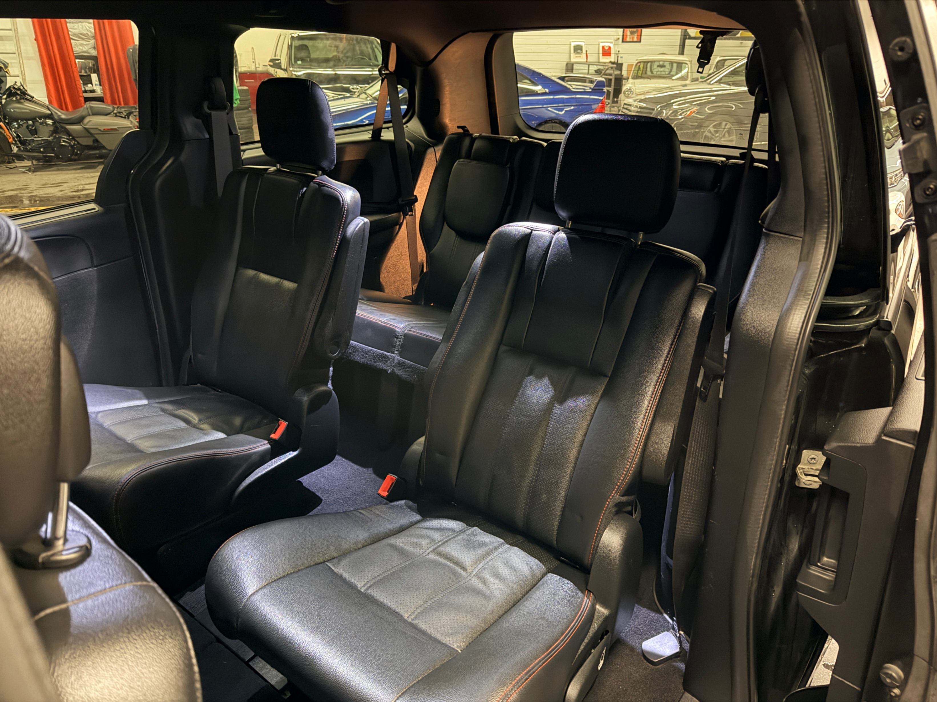 /hcwenterprisecorporation/2018-Dodge-GrandCaravan-40066625022345437.jpg