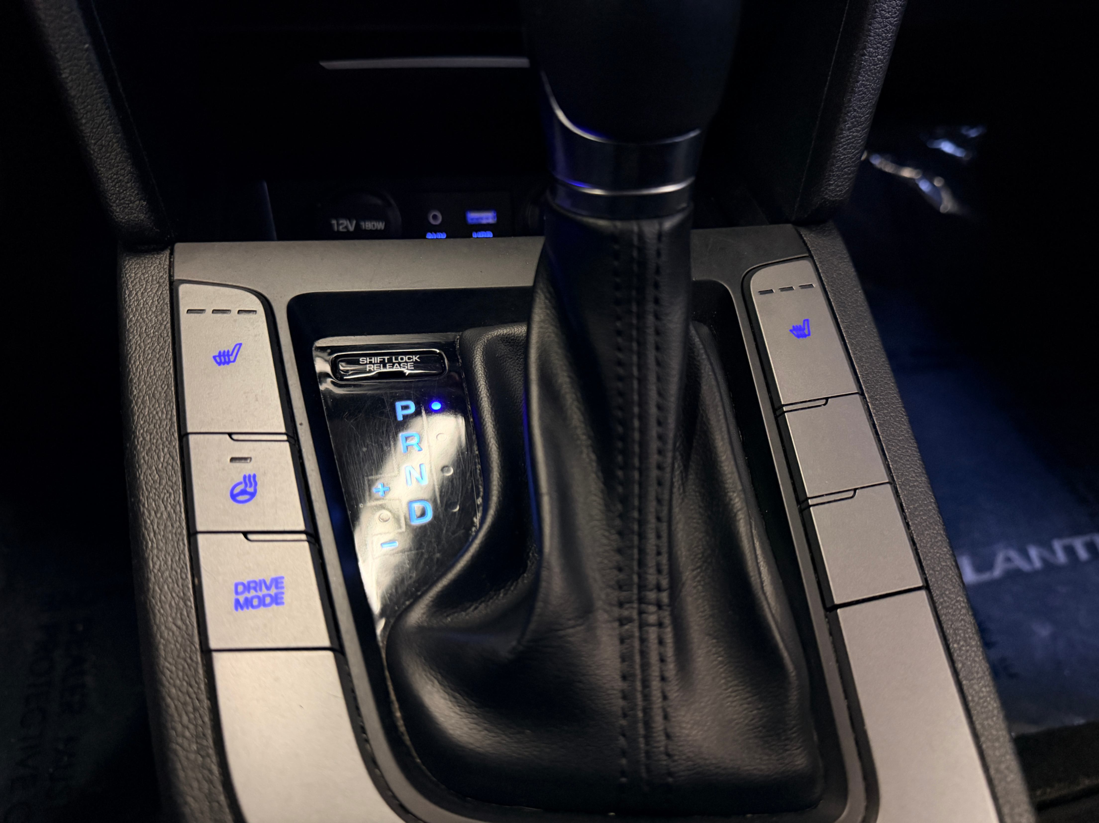 /hcwenterprisecorporation/2018-Hyundai-Elantra-5010769559127359.jpg