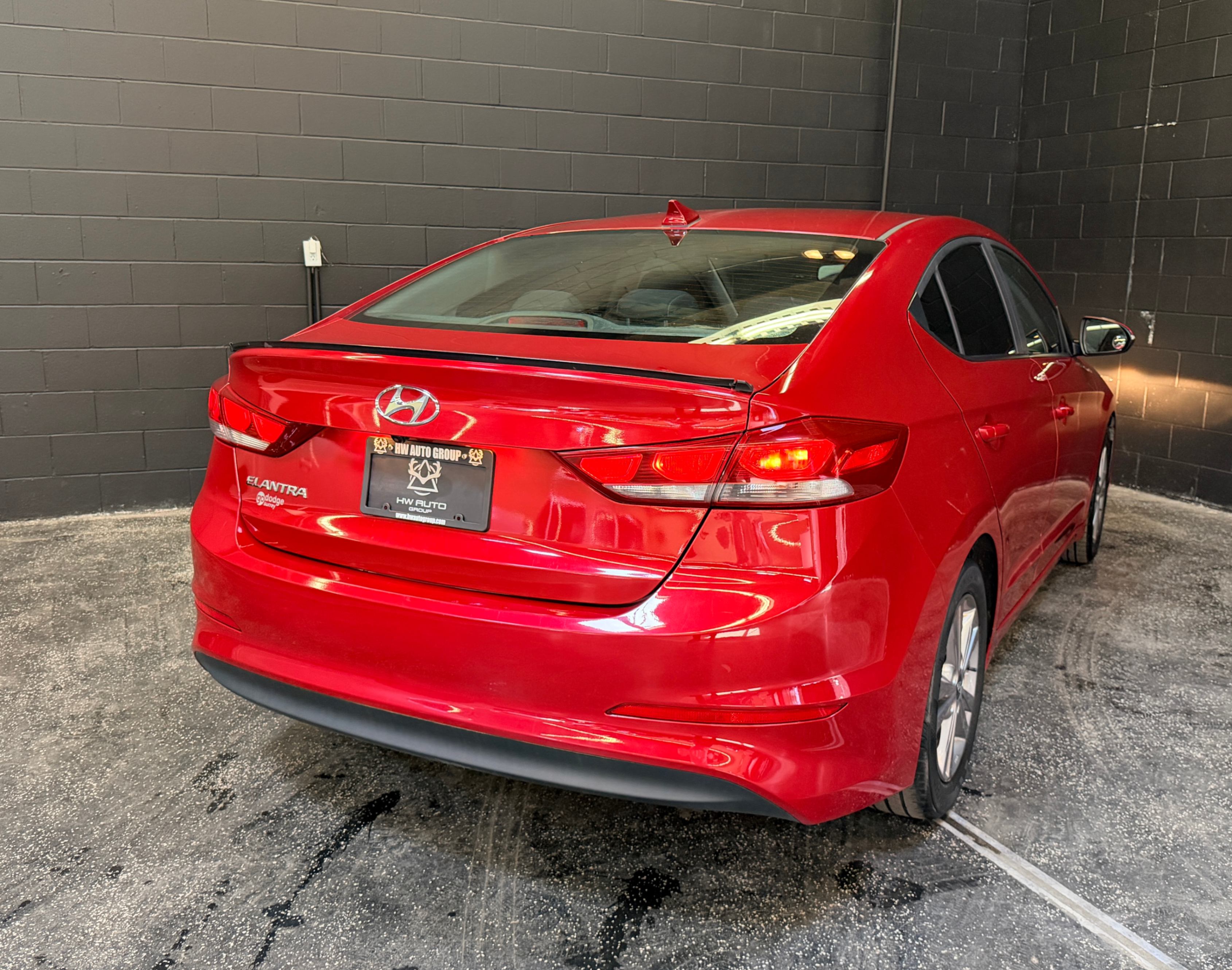 /hcwenterprisecorporation/2018-Hyundai-Elantra-6892627465217751.jpg