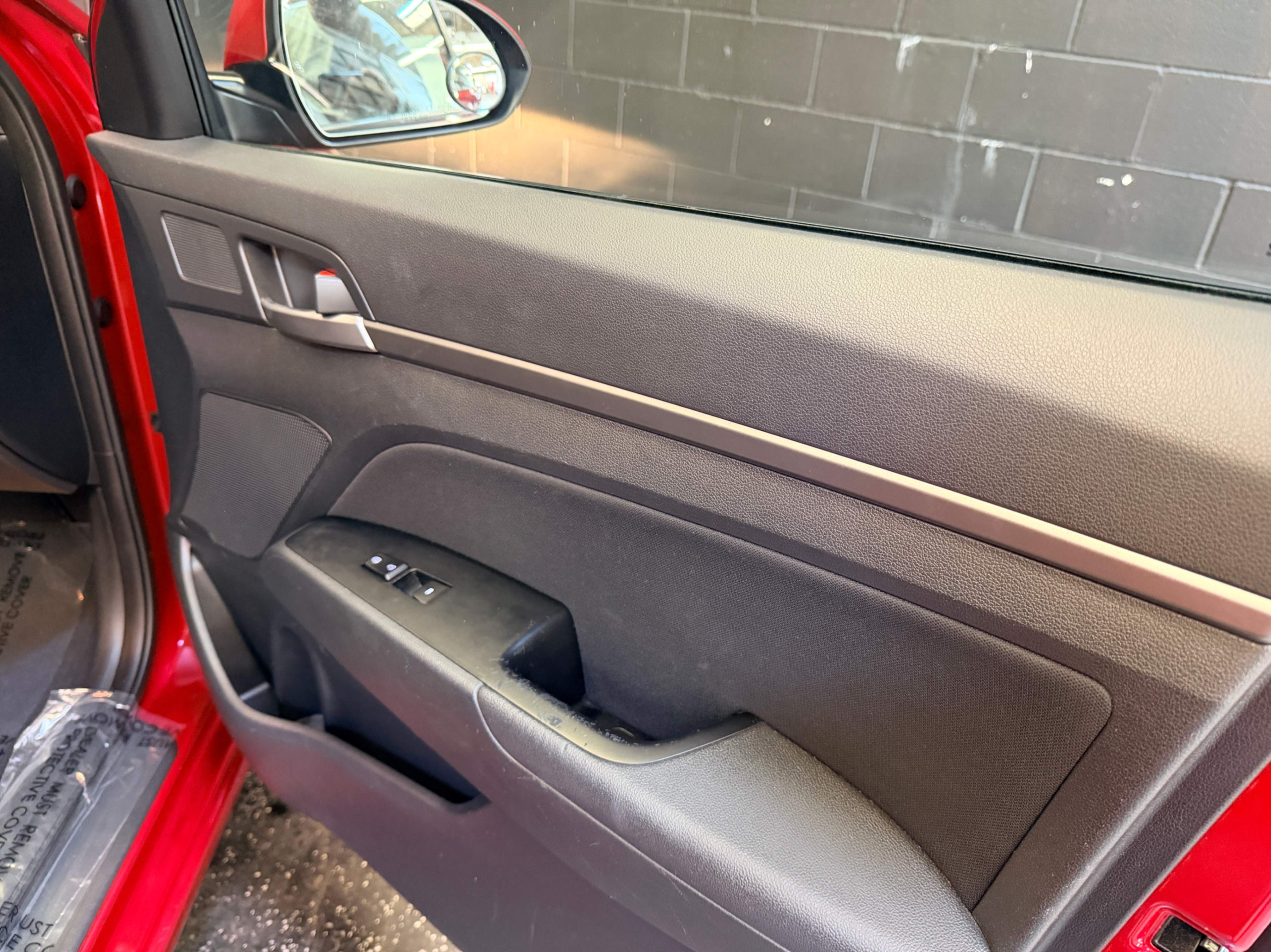 /hcwenterprisecorporation/2018-Hyundai-Elantra-9886613574350398.jpg