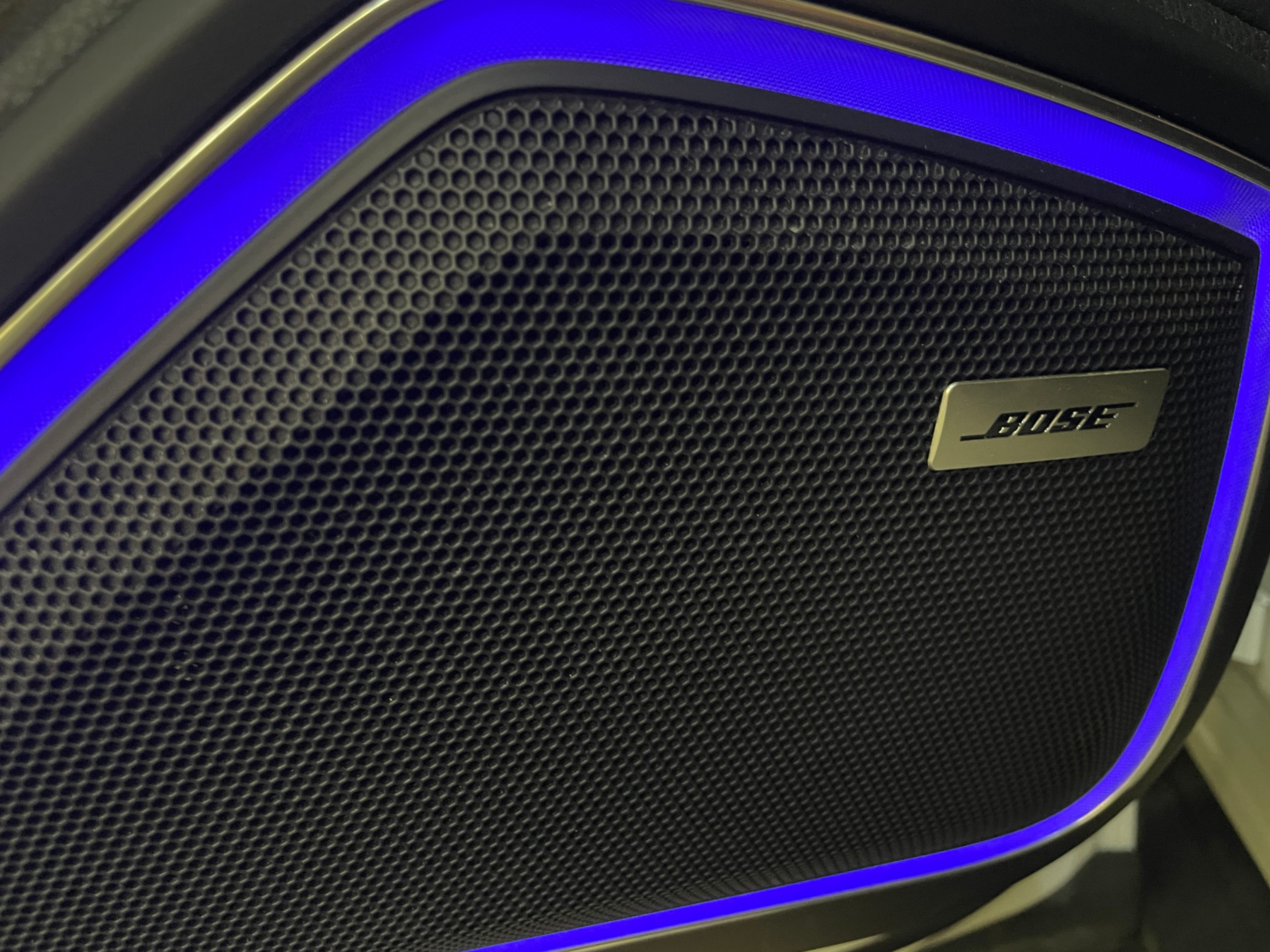 /hcwenterprisecorporation/2018-Porsche-Panamera-13089249495447097.jpg