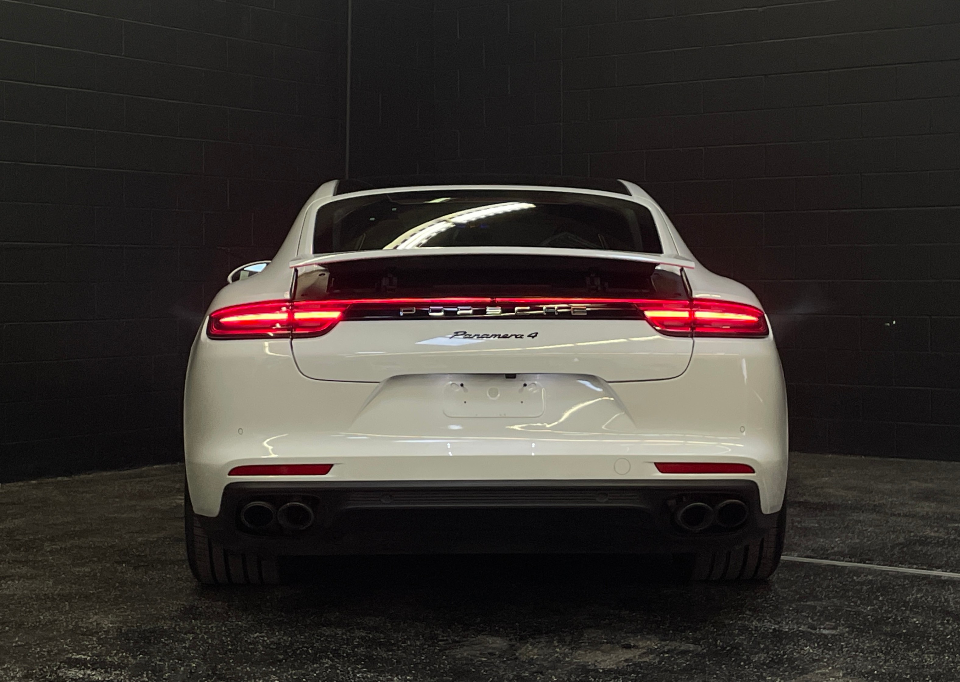 /hcwenterprisecorporation/2018-Porsche-Panamera-22536401450420862.jpg
