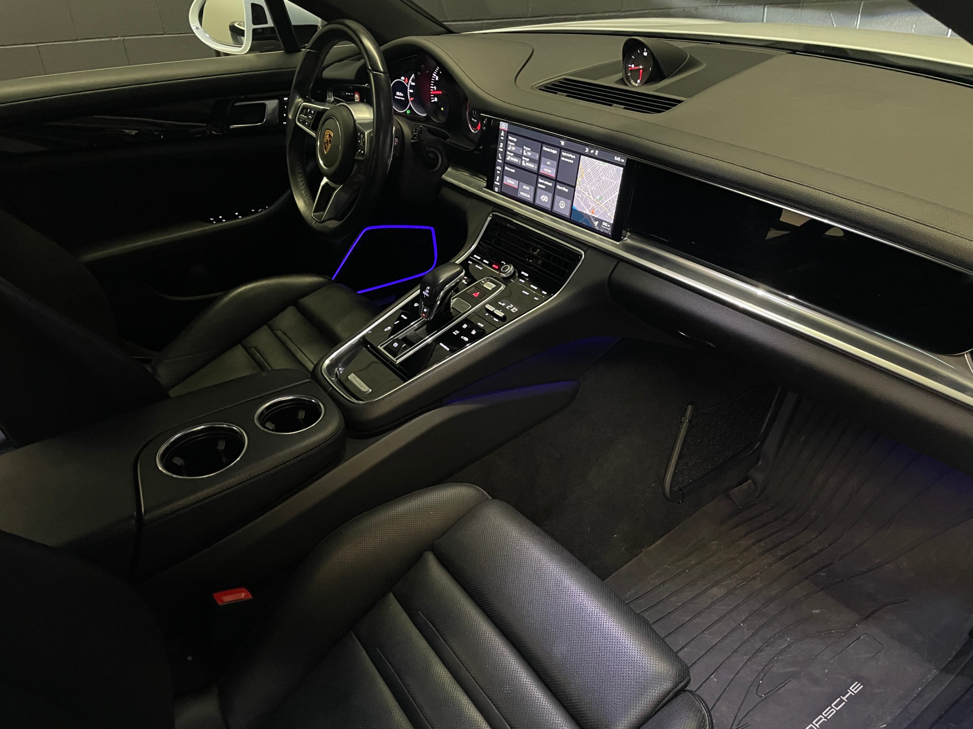 /hcwenterprisecorporation/2018-Porsche-Panamera-6657646913847246.jpg