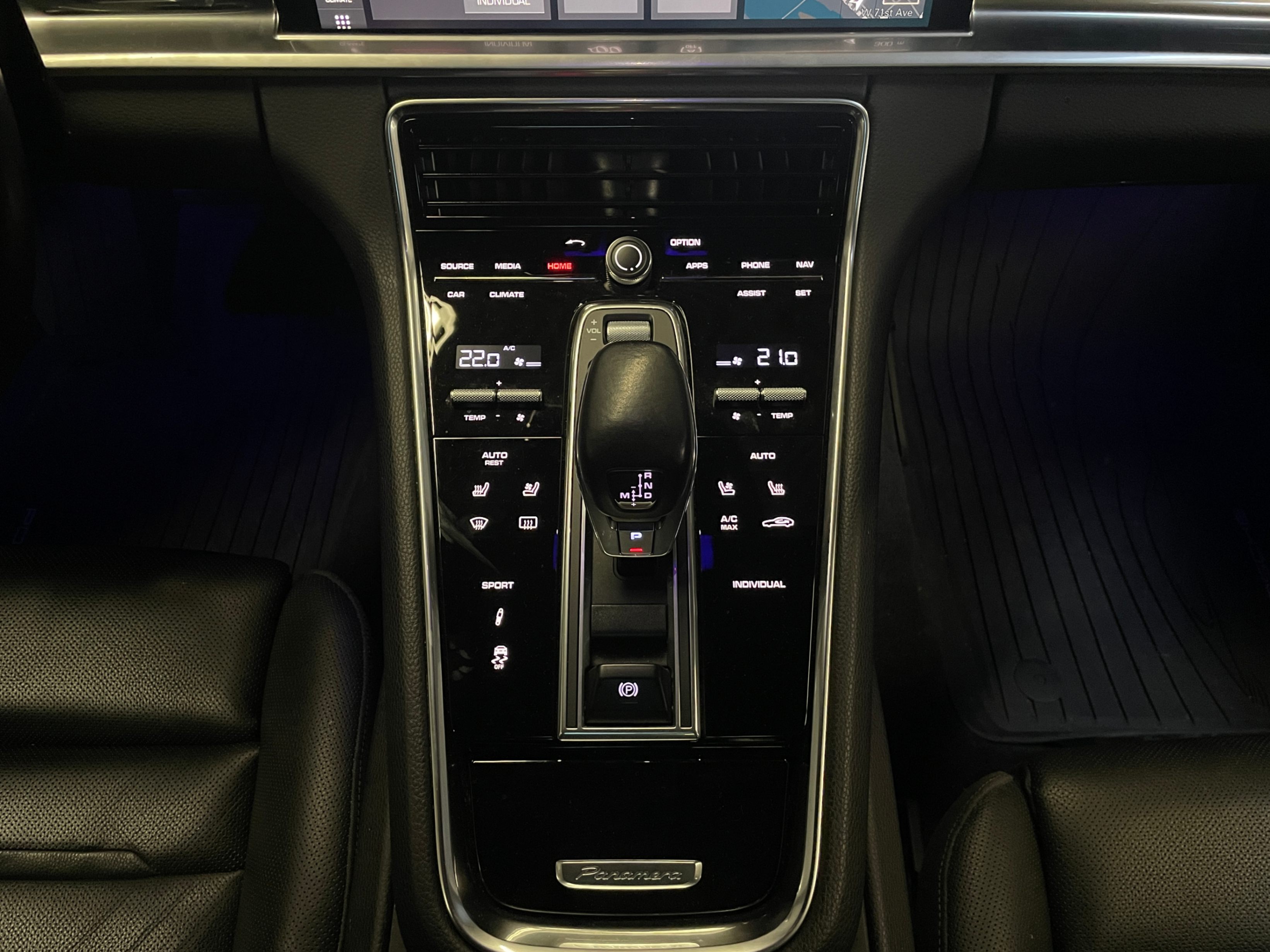 /hcwenterprisecorporation/2018-Porsche-Panamera-6805177528116642.jpg