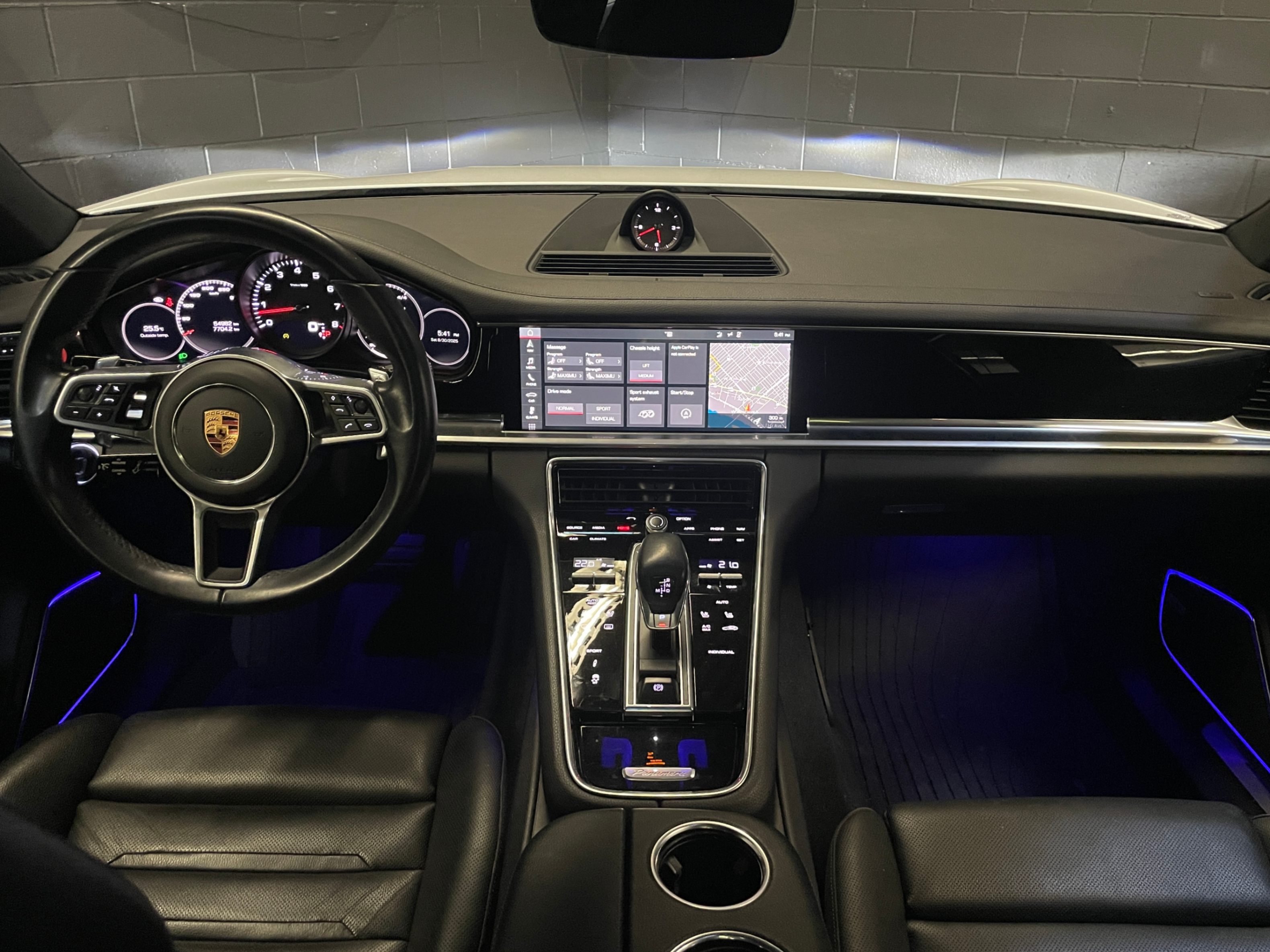 /hcwenterprisecorporation/2018-Porsche-Panamera-8501199898187881.jpg