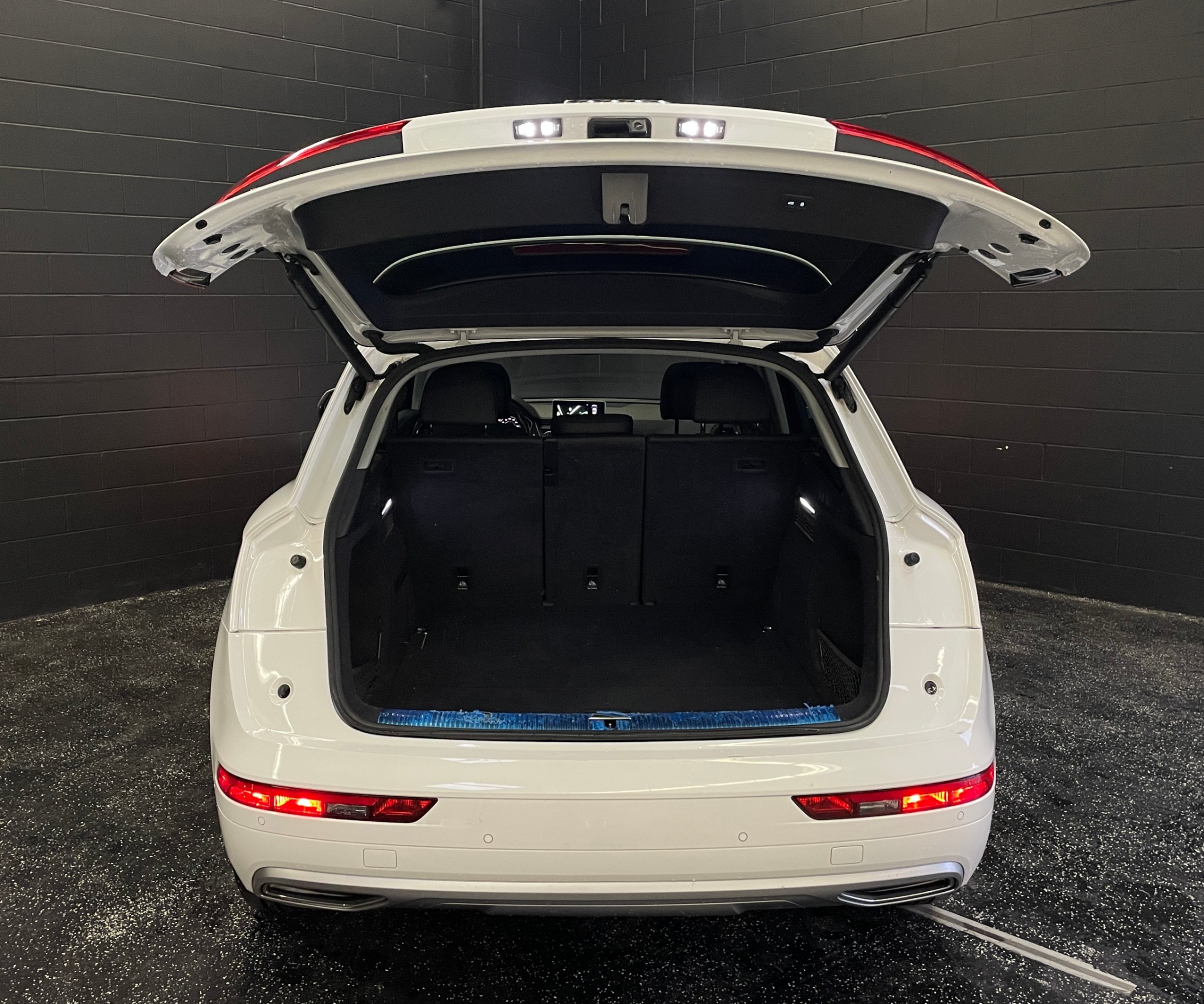 /hcwenterprisecorporation/2019-Audi-Q5-4196579641562337.jpg