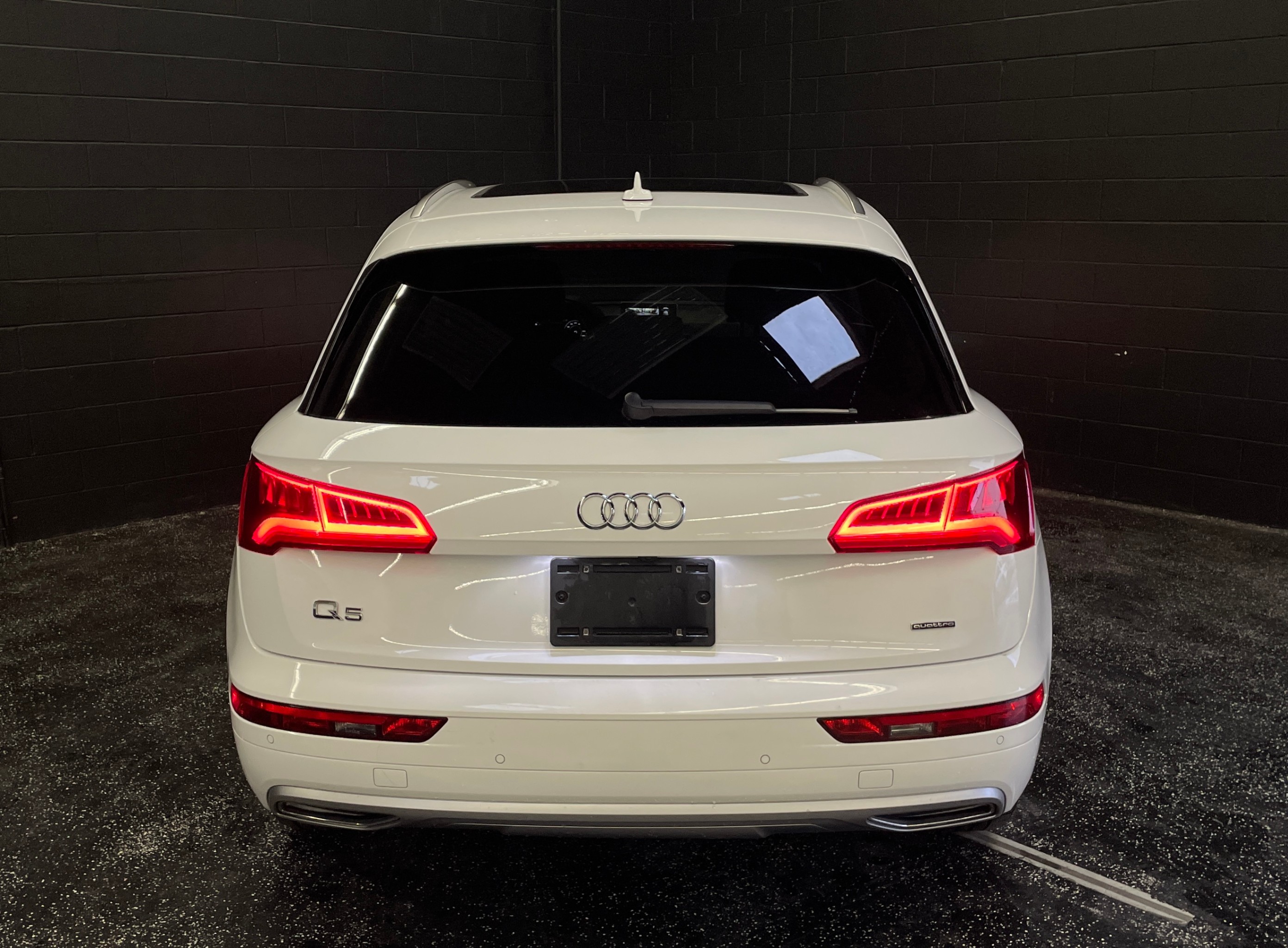 /hcwenterprisecorporation/2019-Audi-Q5-9729165237936168.jpg