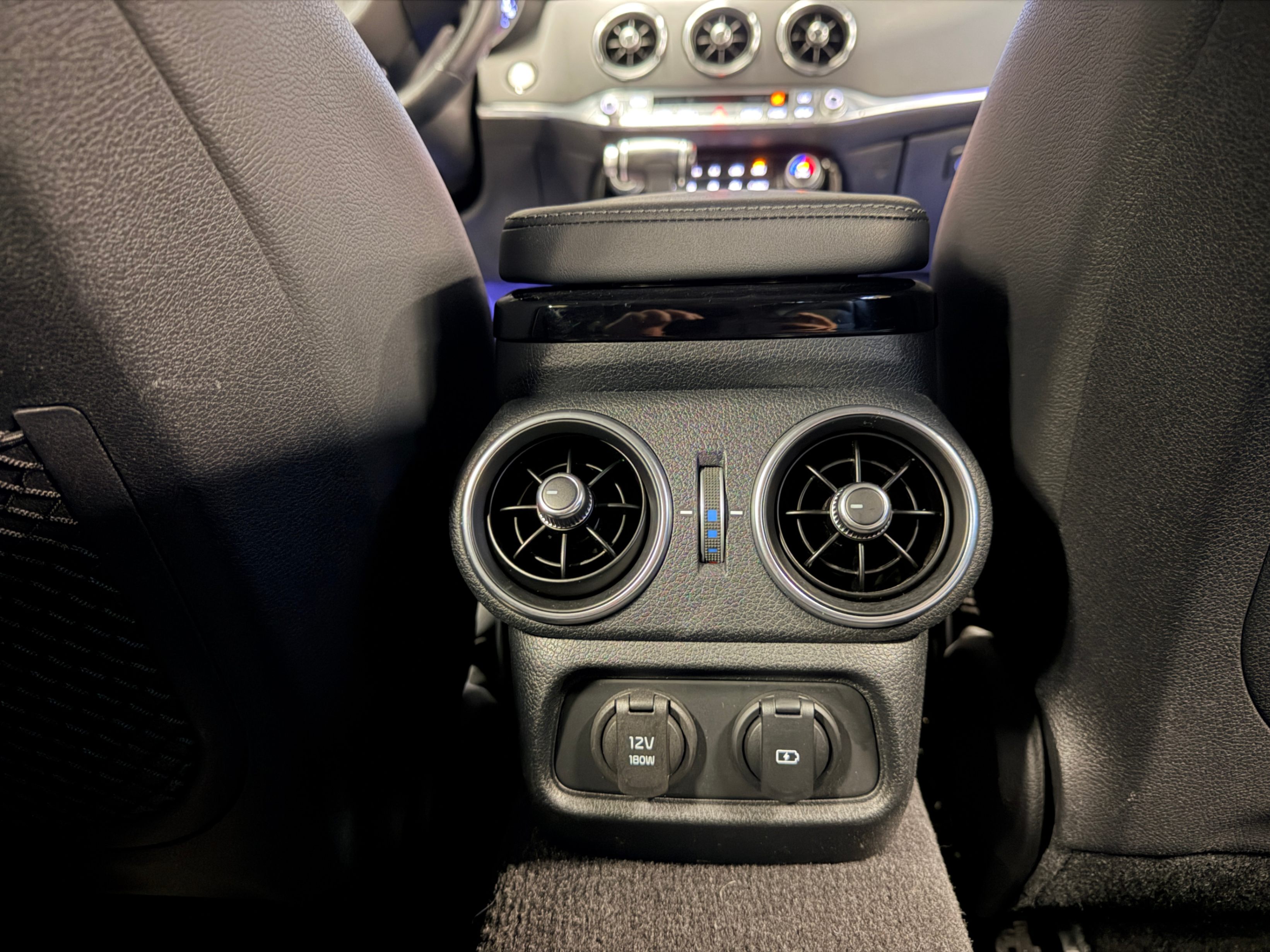 /hcwenterprisecorporation/2019-Kia-Stinger-36076008447195007.jpg