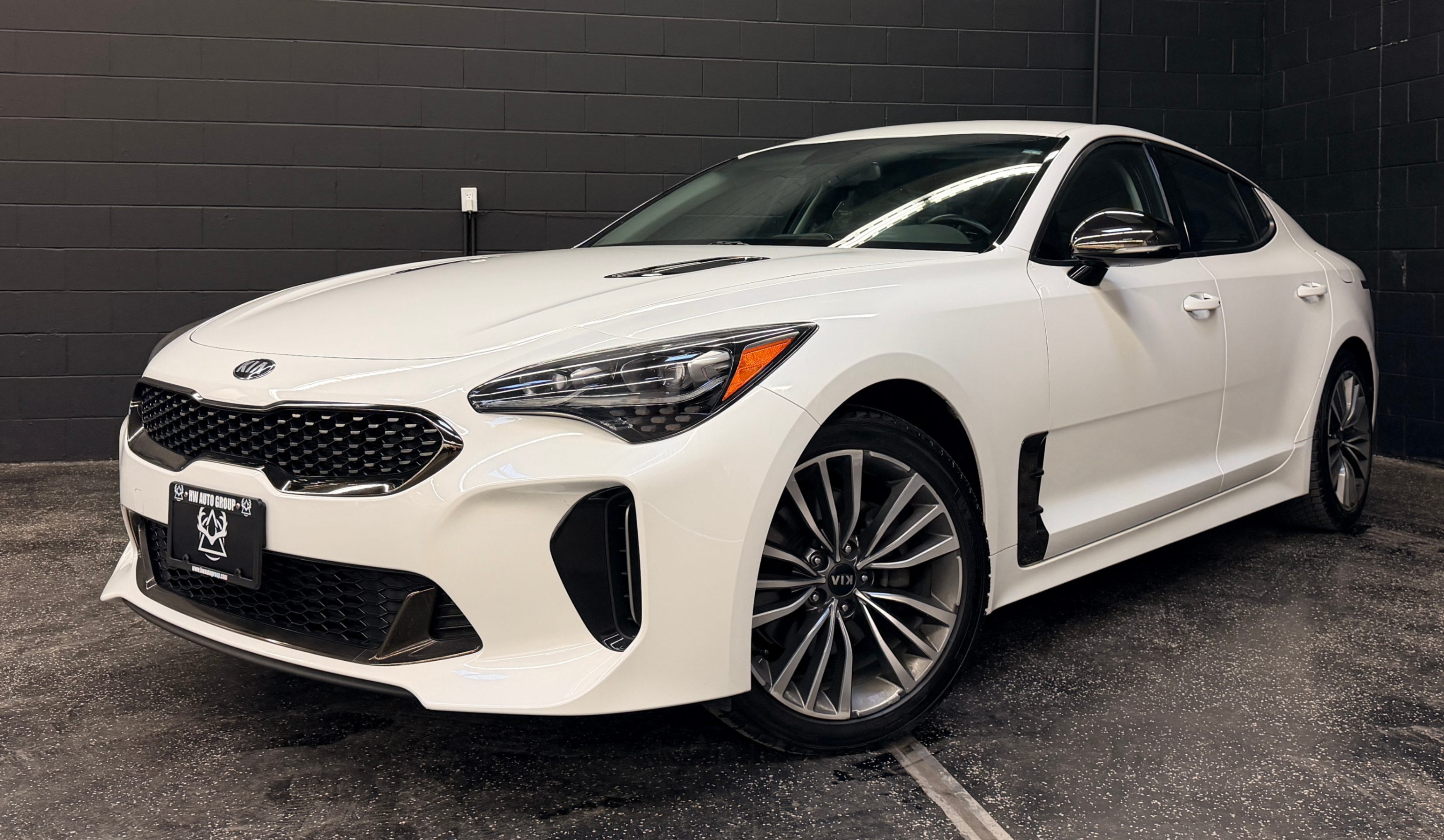 /hcwenterprisecorporation/2019-Kia-Stinger-36659643513349915.jpg