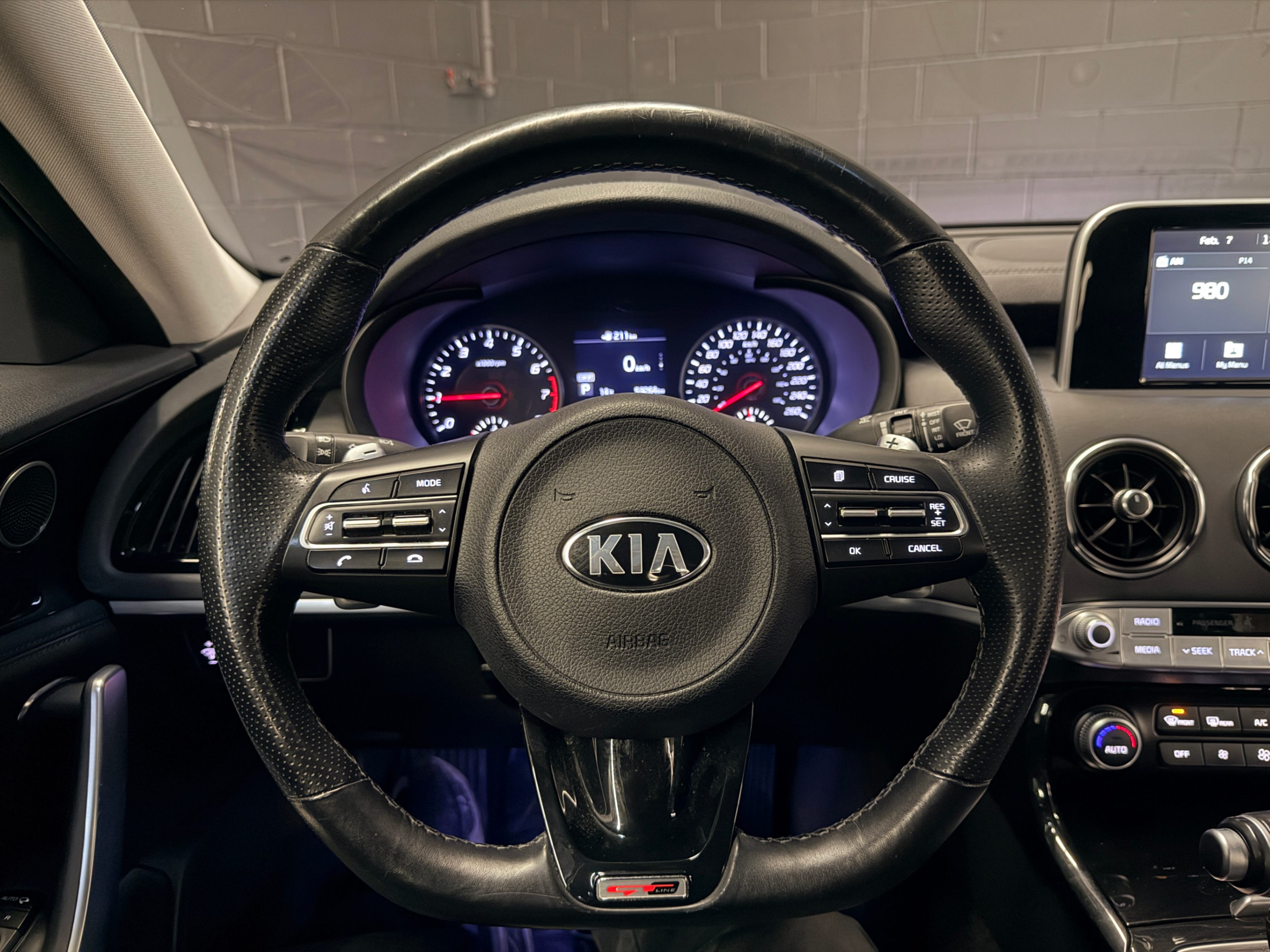 /hcwenterprisecorporation/2019-Kia-Stinger-38563227090296004.jpg