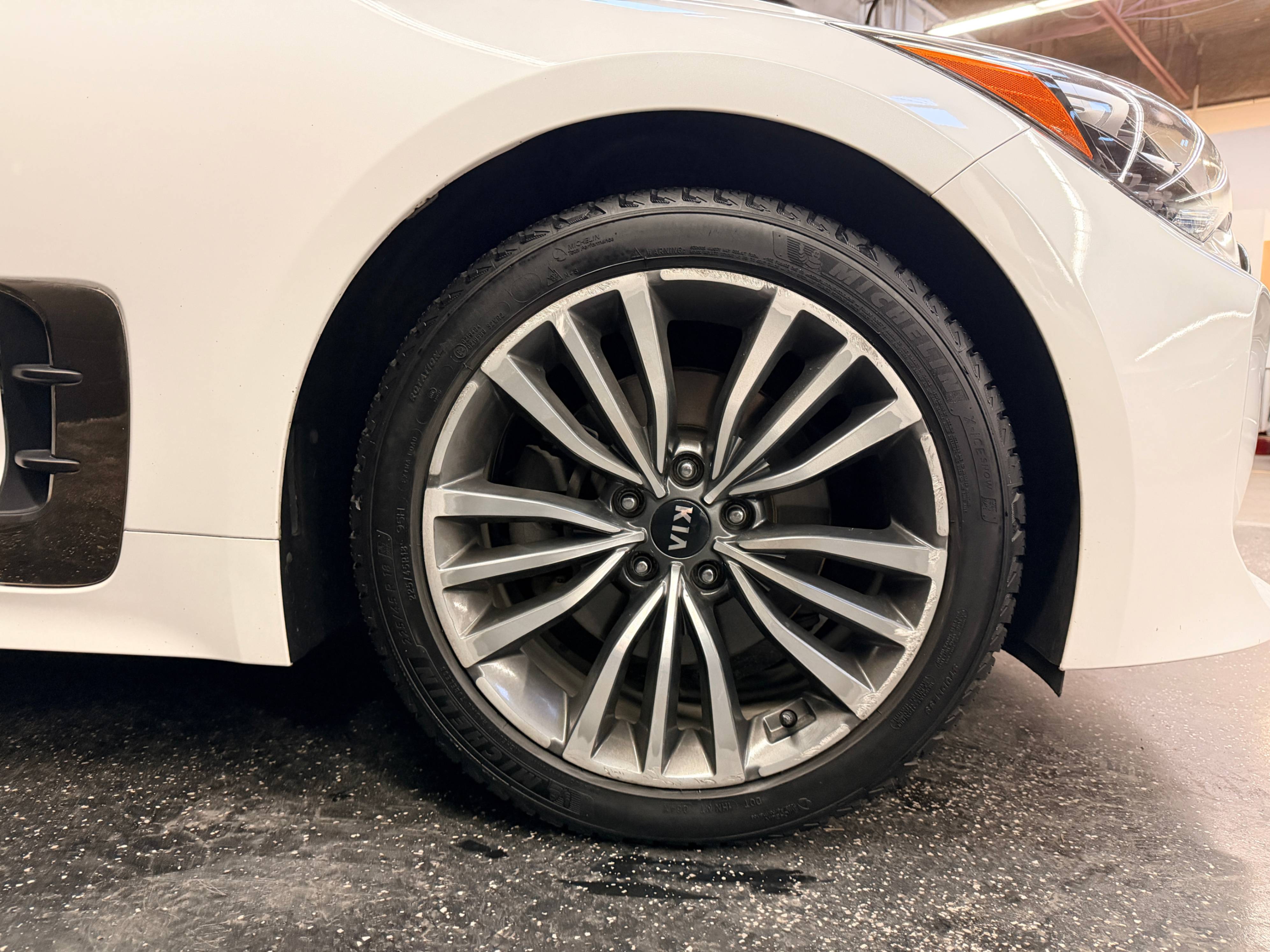 /hcwenterprisecorporation/2019-Kia-Stinger-5353929967166977.jpg