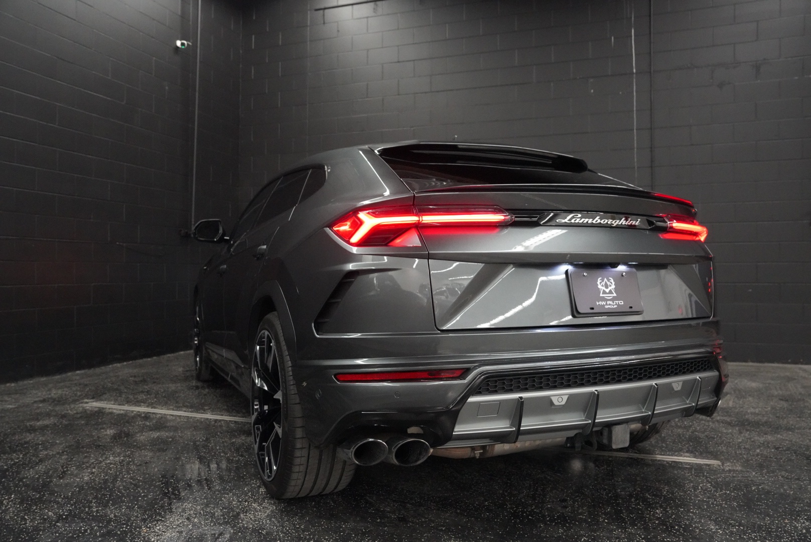/hcwenterprisecorporation/2019-Lamborghini-Urus-24296671572328132.jpg