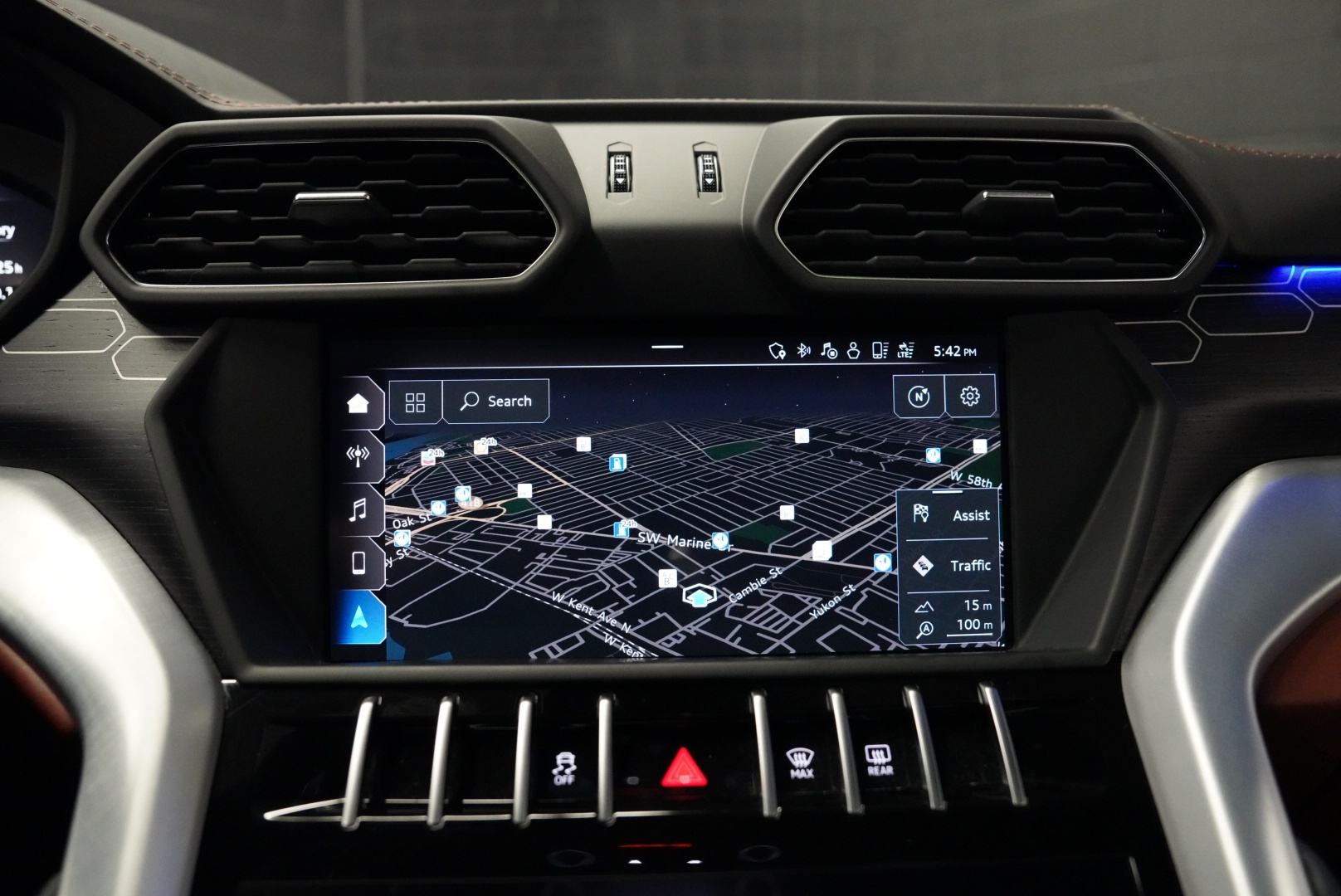/hcwenterprisecorporation/2019-Lamborghini-Urus-3128469588152887.jpg
