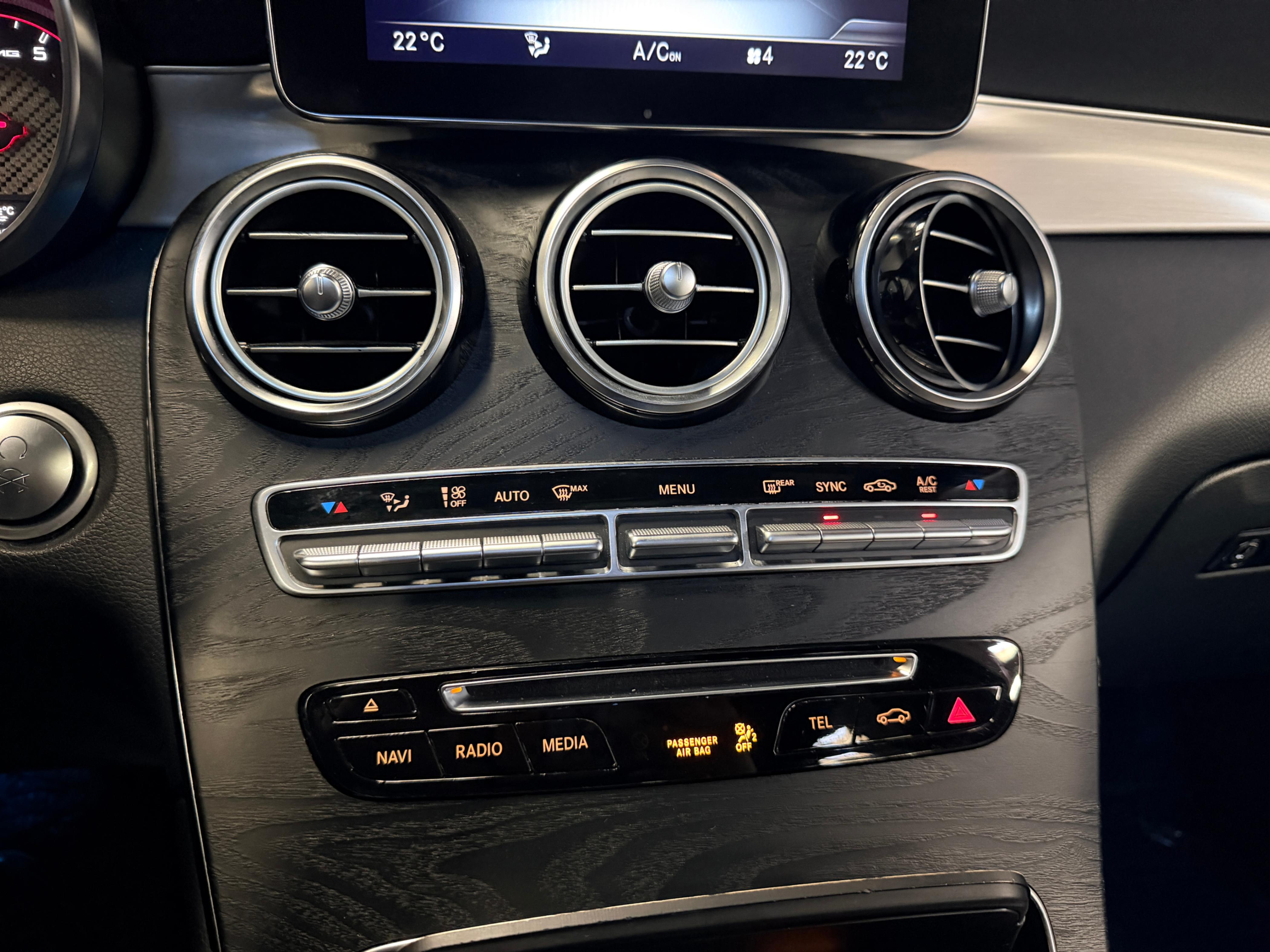/hcwenterprisecorporation/2019-Mercedes-Benz-GLC-Class-745392555053761.jpg