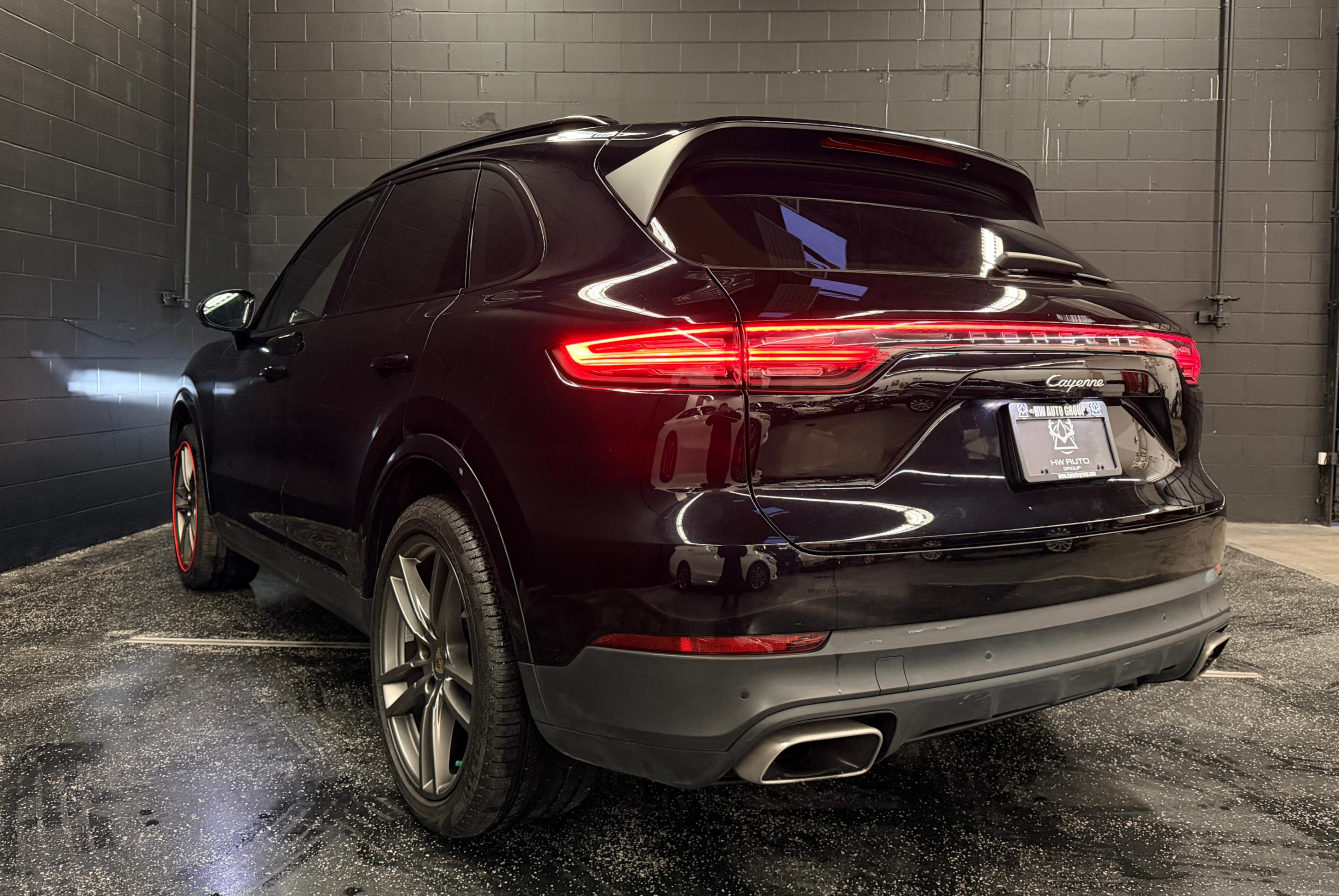/hcwenterprisecorporation/2019-Porsche-Cayenne-8459571035524929.jpg