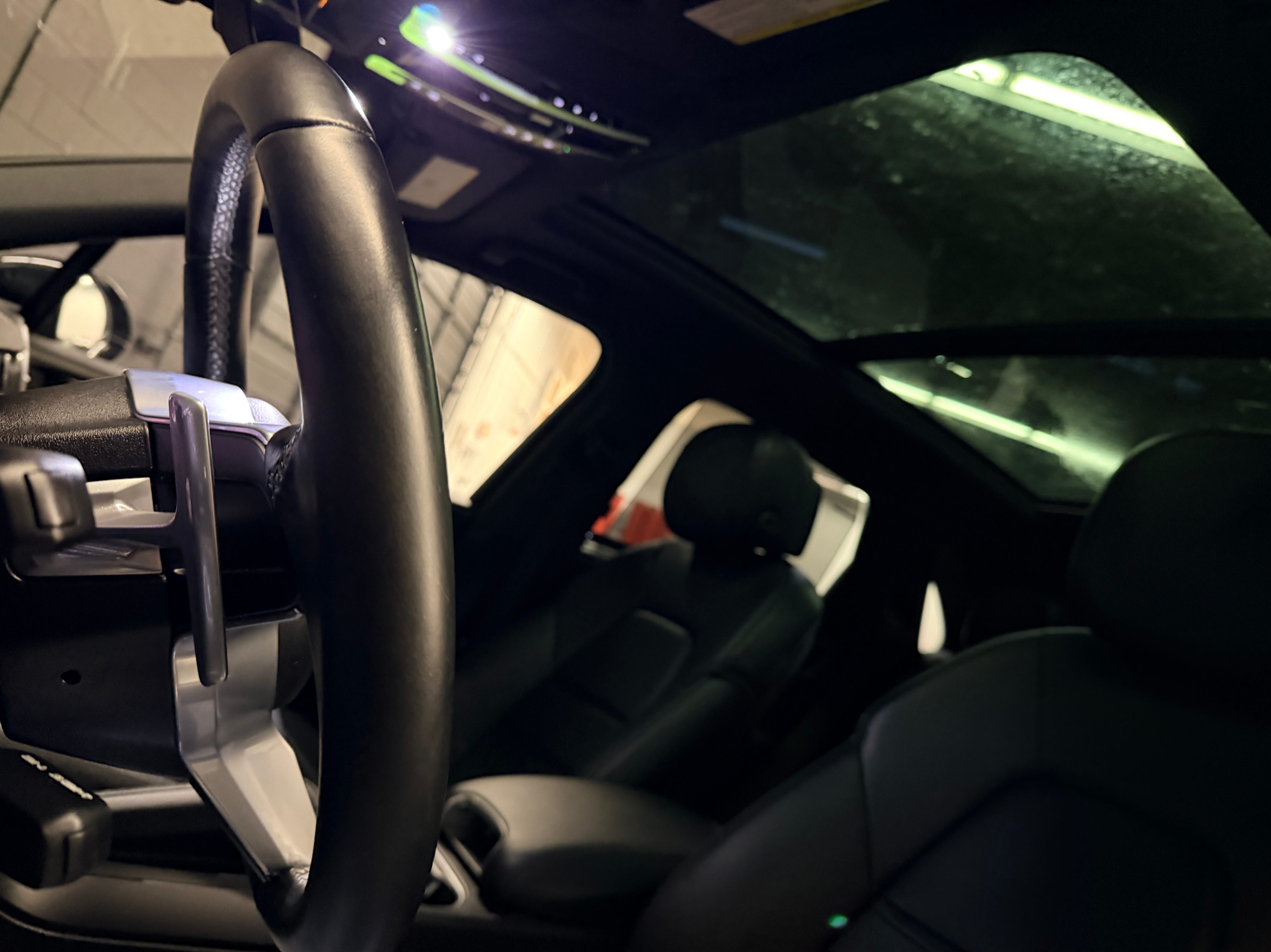 /hcwenterprisecorporation/2019-Porsche-Cayenne-9422172153978099.jpg