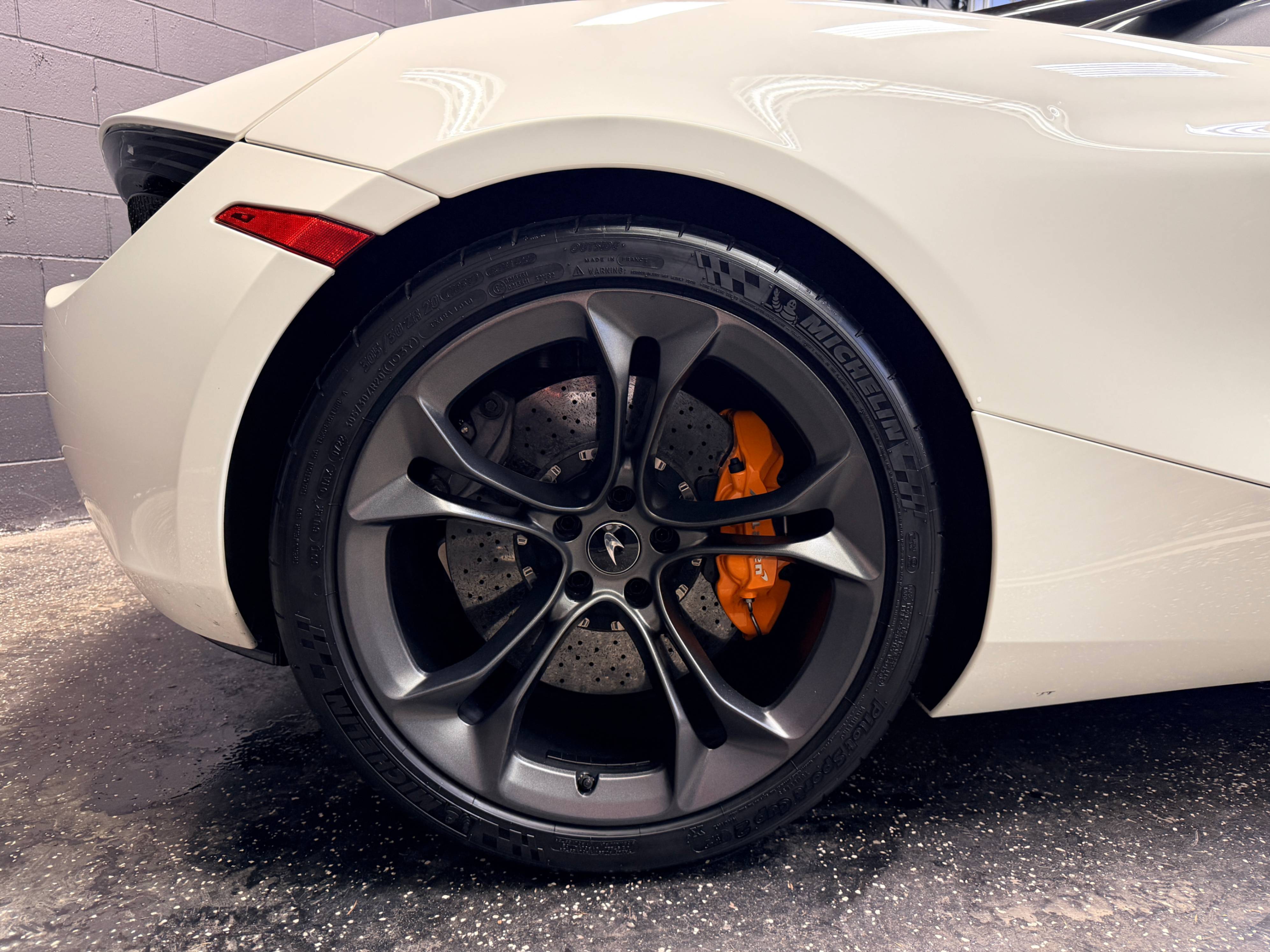 /hcwenterprisecorporation/2020-McLaren-720S-06101865598512557.jpg