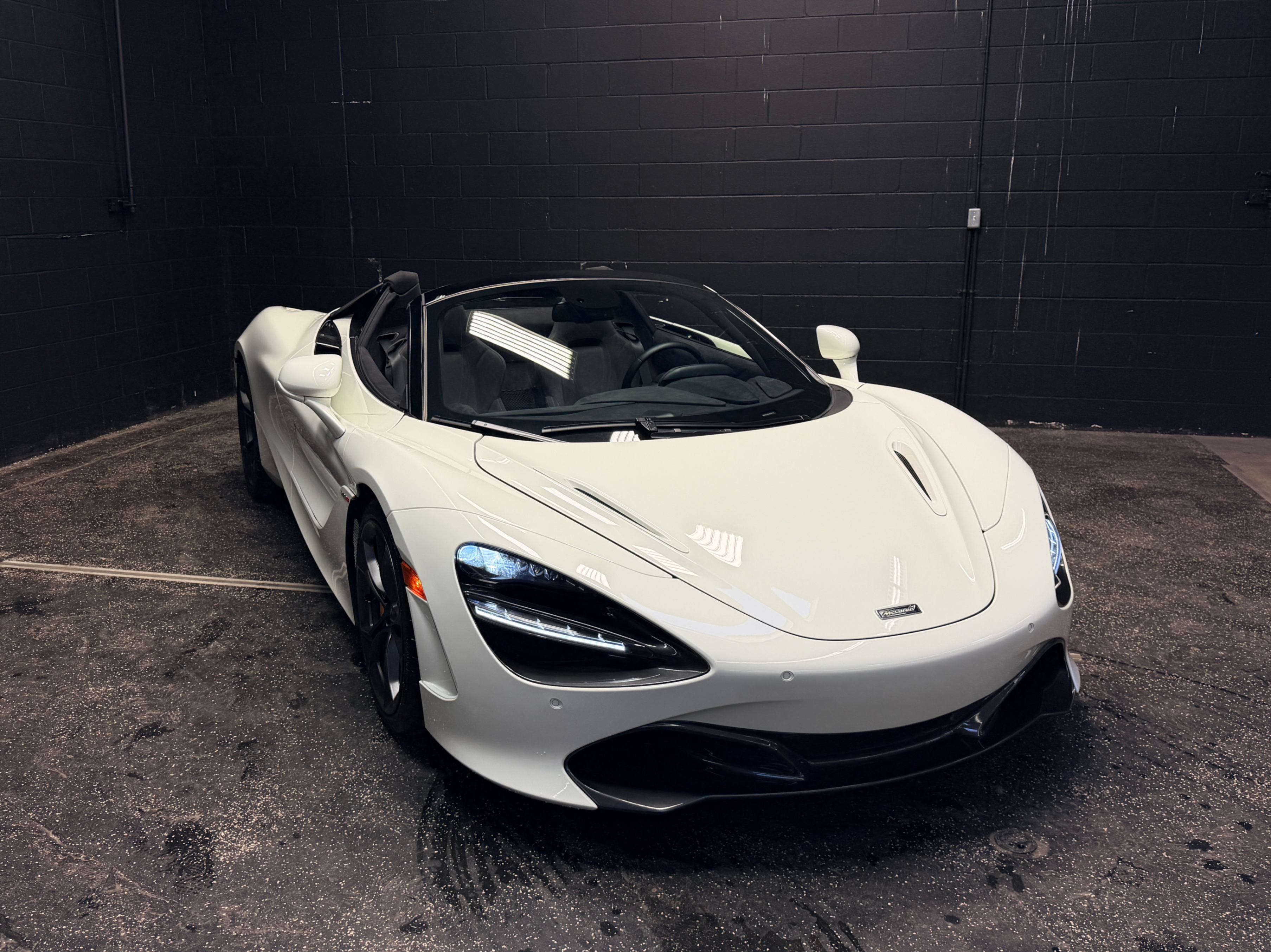 /hcwenterprisecorporation/2020-McLaren-720S-38917563759314144.jpg