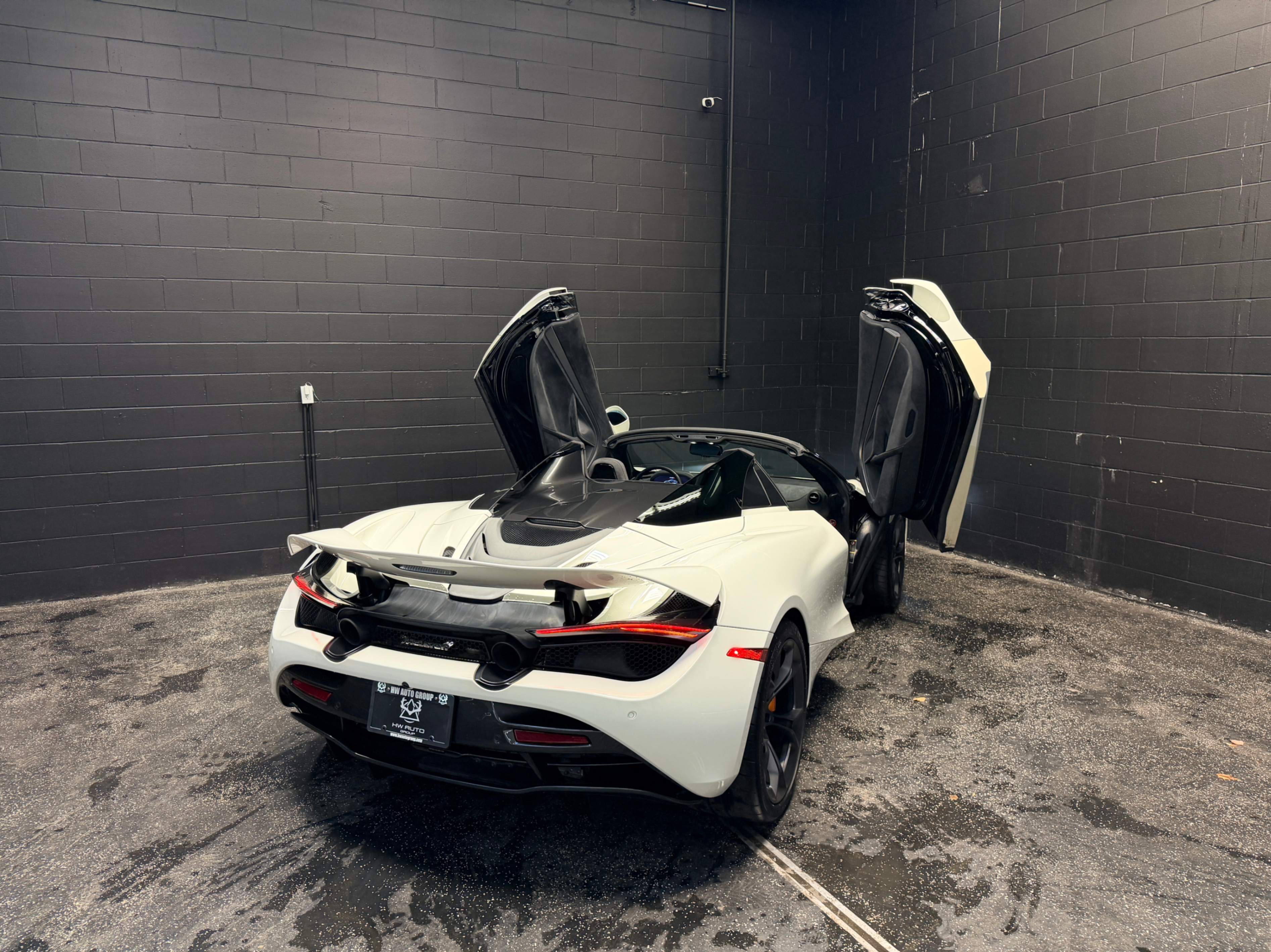 /hcwenterprisecorporation/2020-McLaren-720S-7939190482739757.jpg