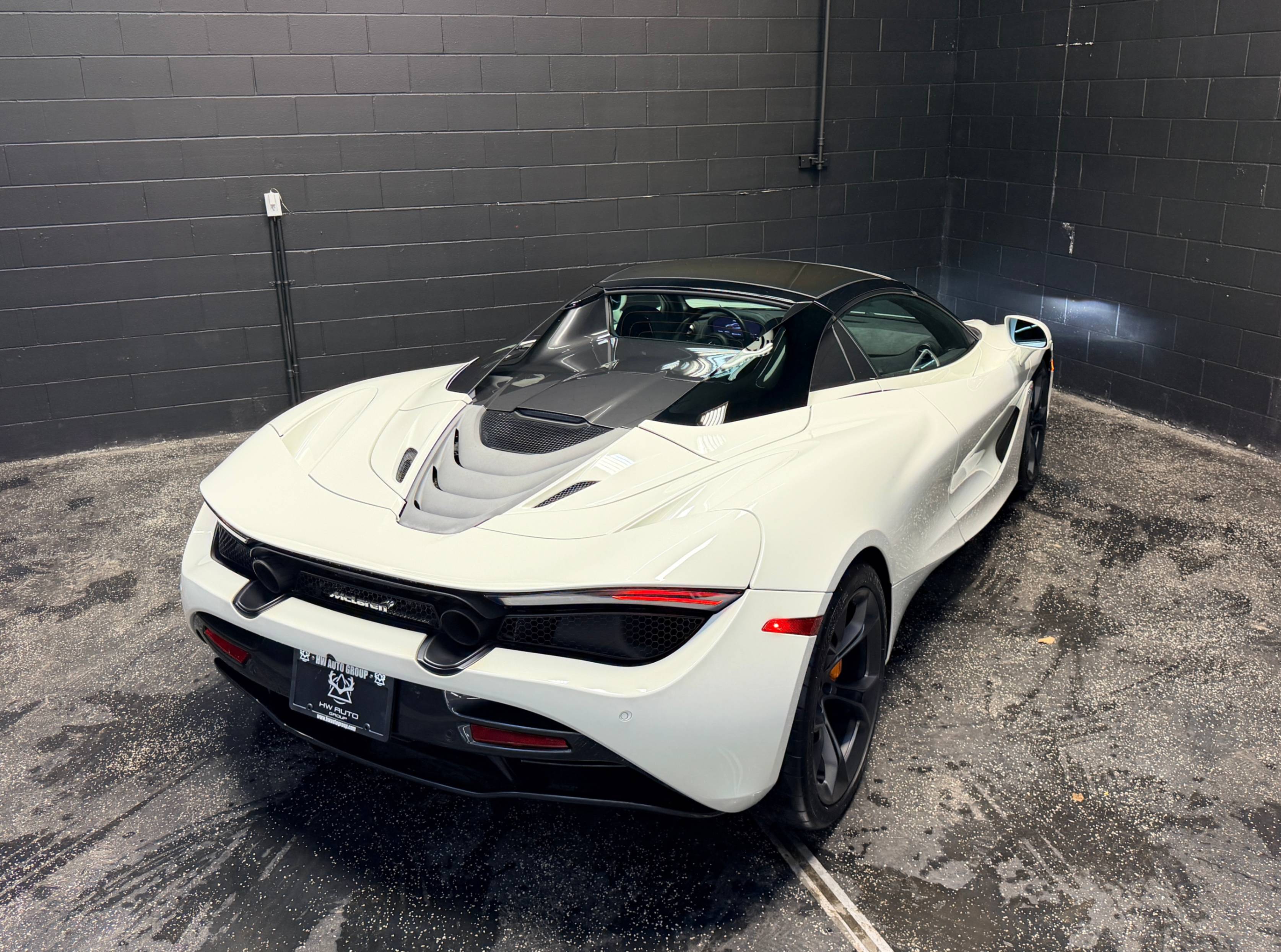 /hcwenterprisecorporation/2020-McLaren-720S-923215423666631.jpg