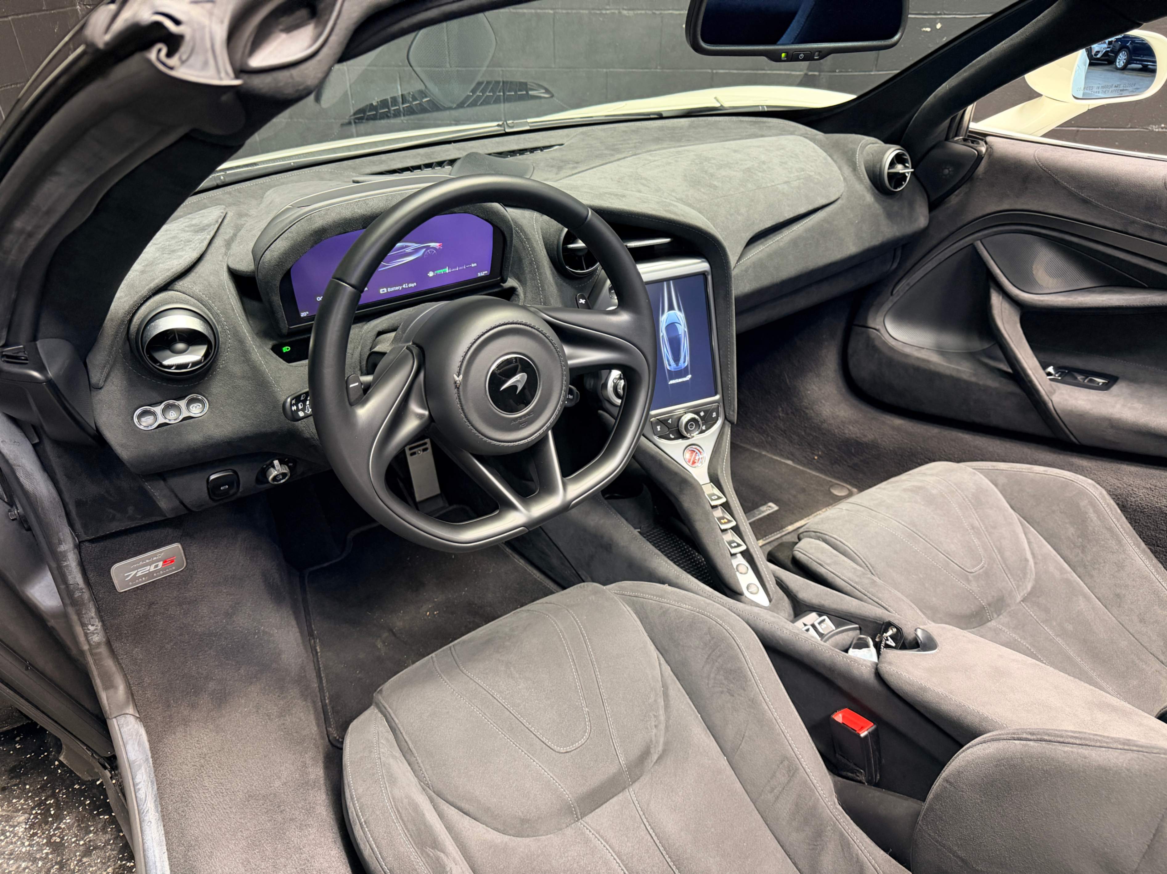 /hcwenterprisecorporation/2020-McLaren-720S-9414644973803326.jpg
