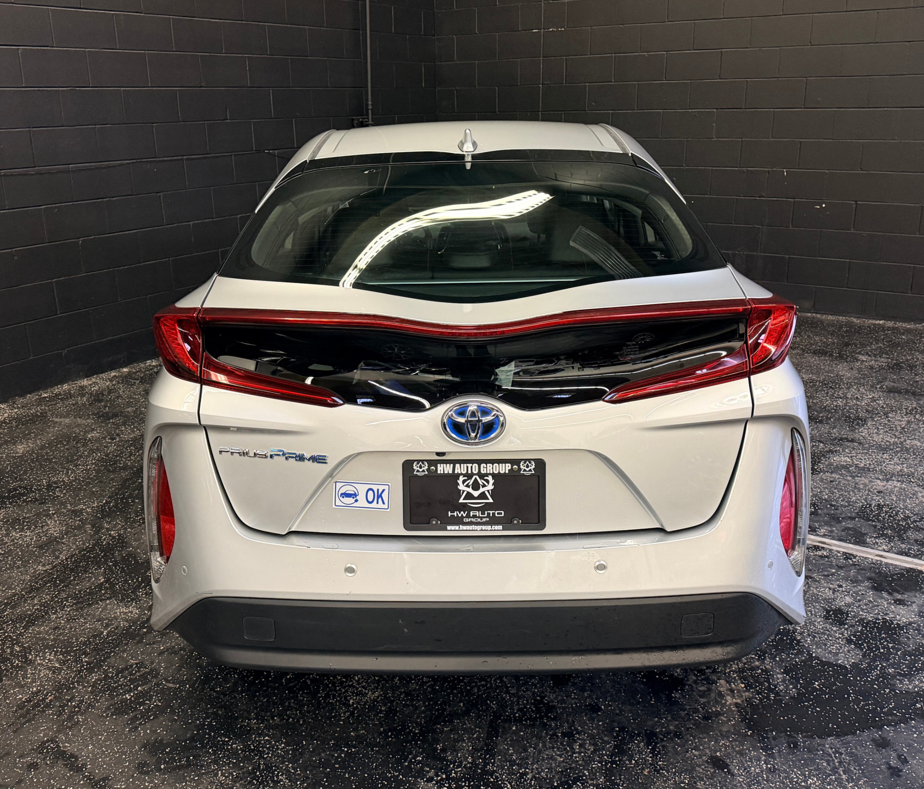 /hcwenterprisecorporation/2020-Toyota-PriusPrime-6614486697058681.jpg