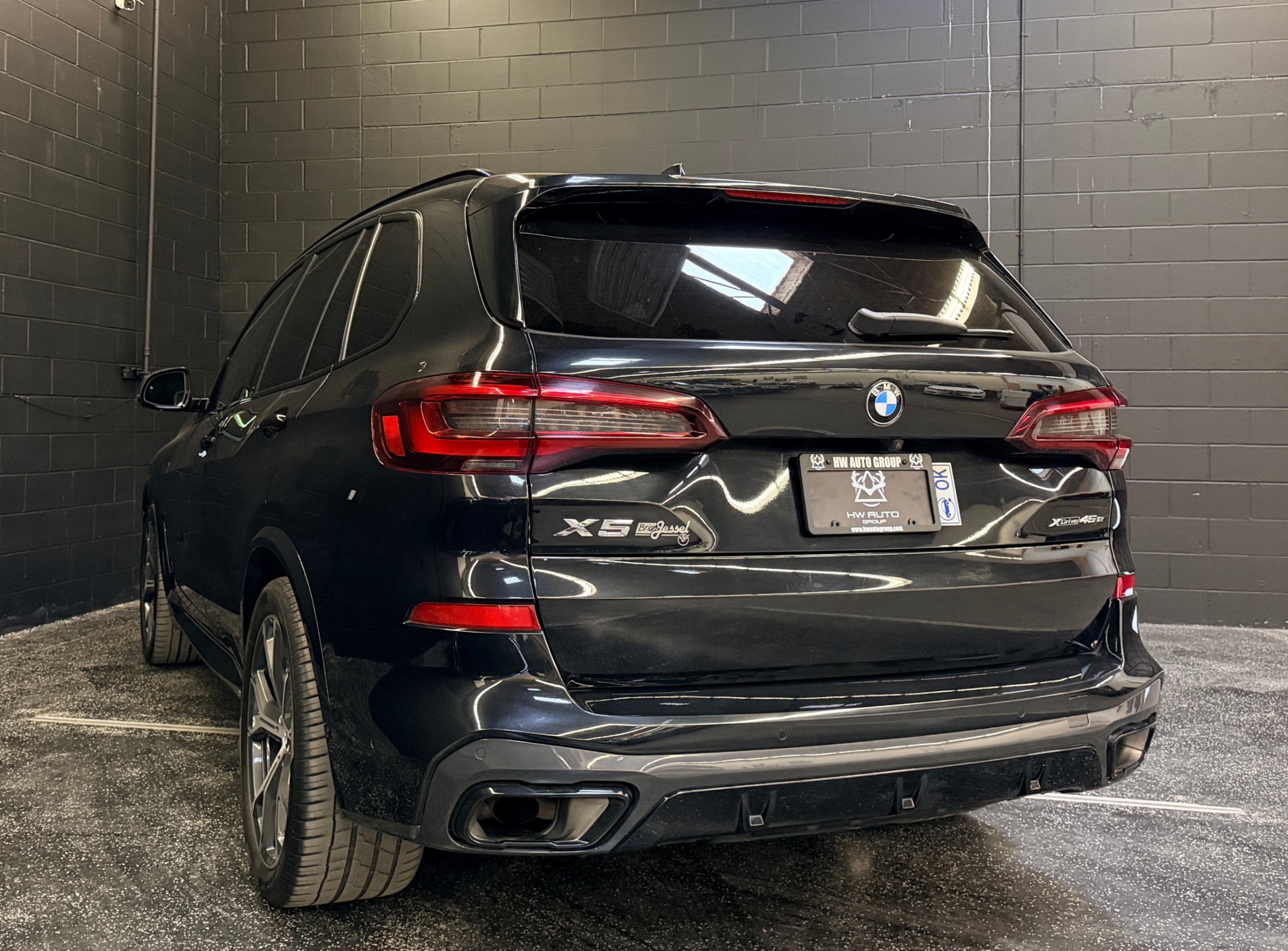 /hcwenterprisecorporation/2021-BMW-X5-09335549150586697.jpg