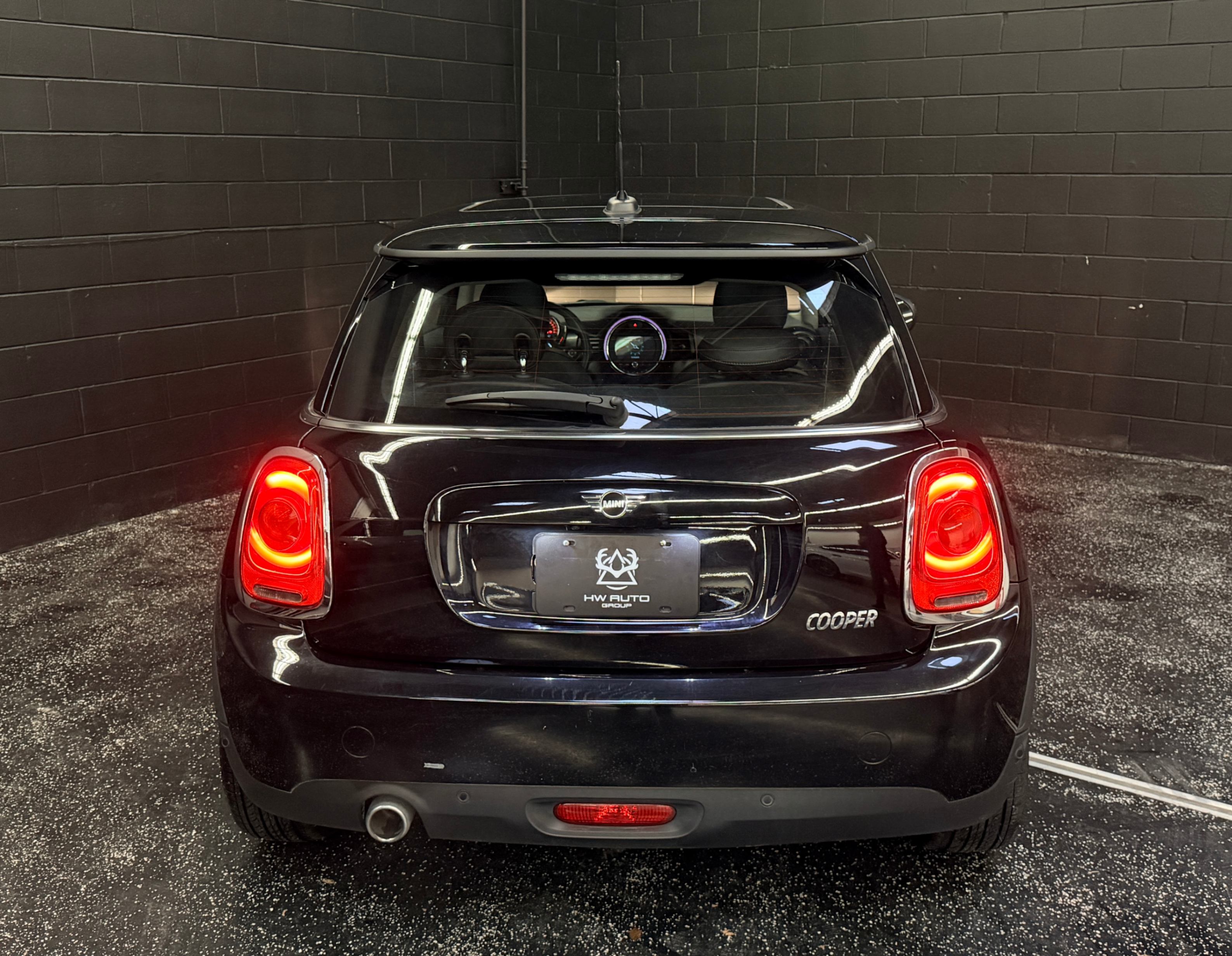 /hcwenterprisecorporation/2021-MINI-3Door-25648586439778365.jpg