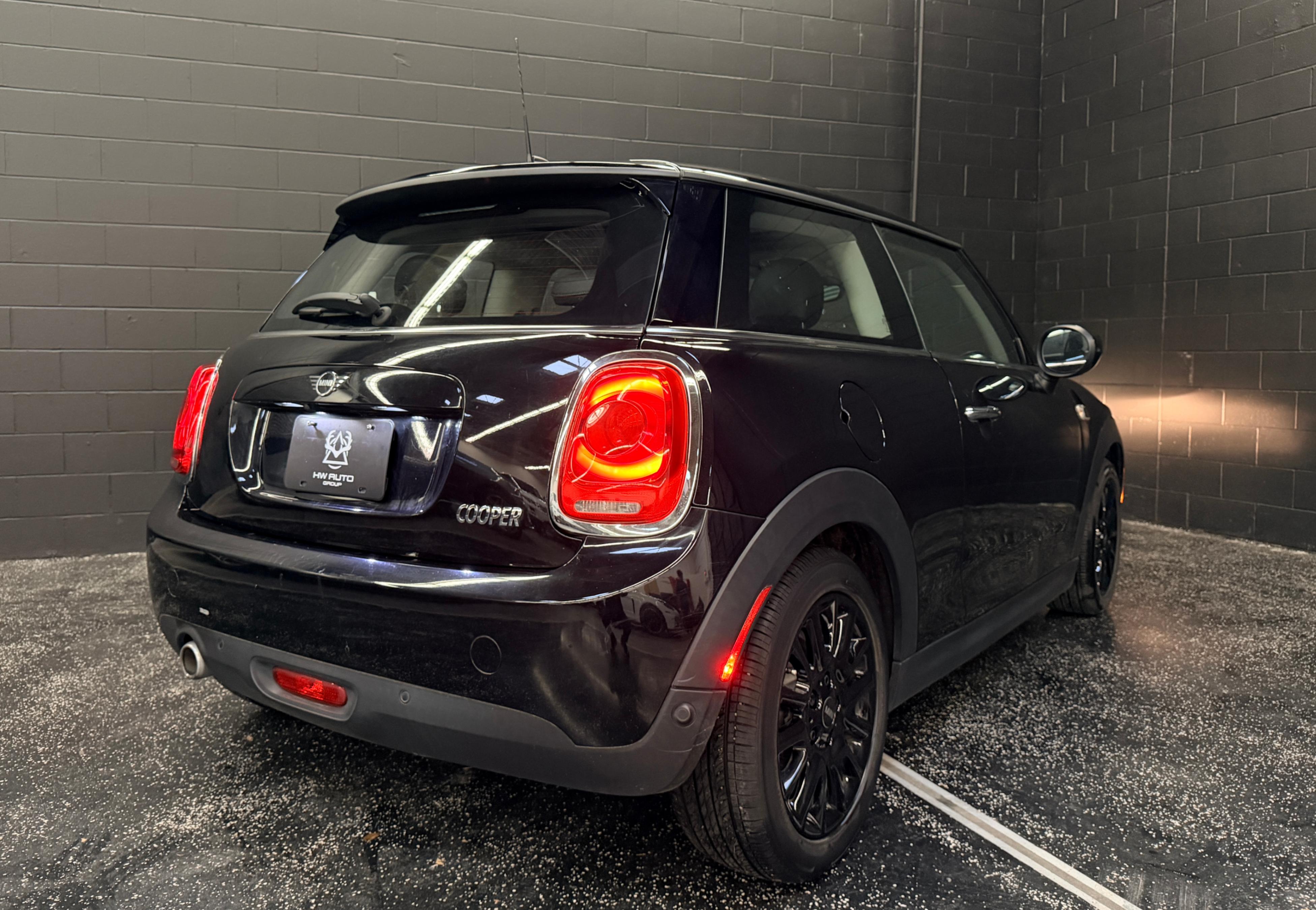 /hcwenterprisecorporation/2021-MINI-3Door-8132474406065373.jpg