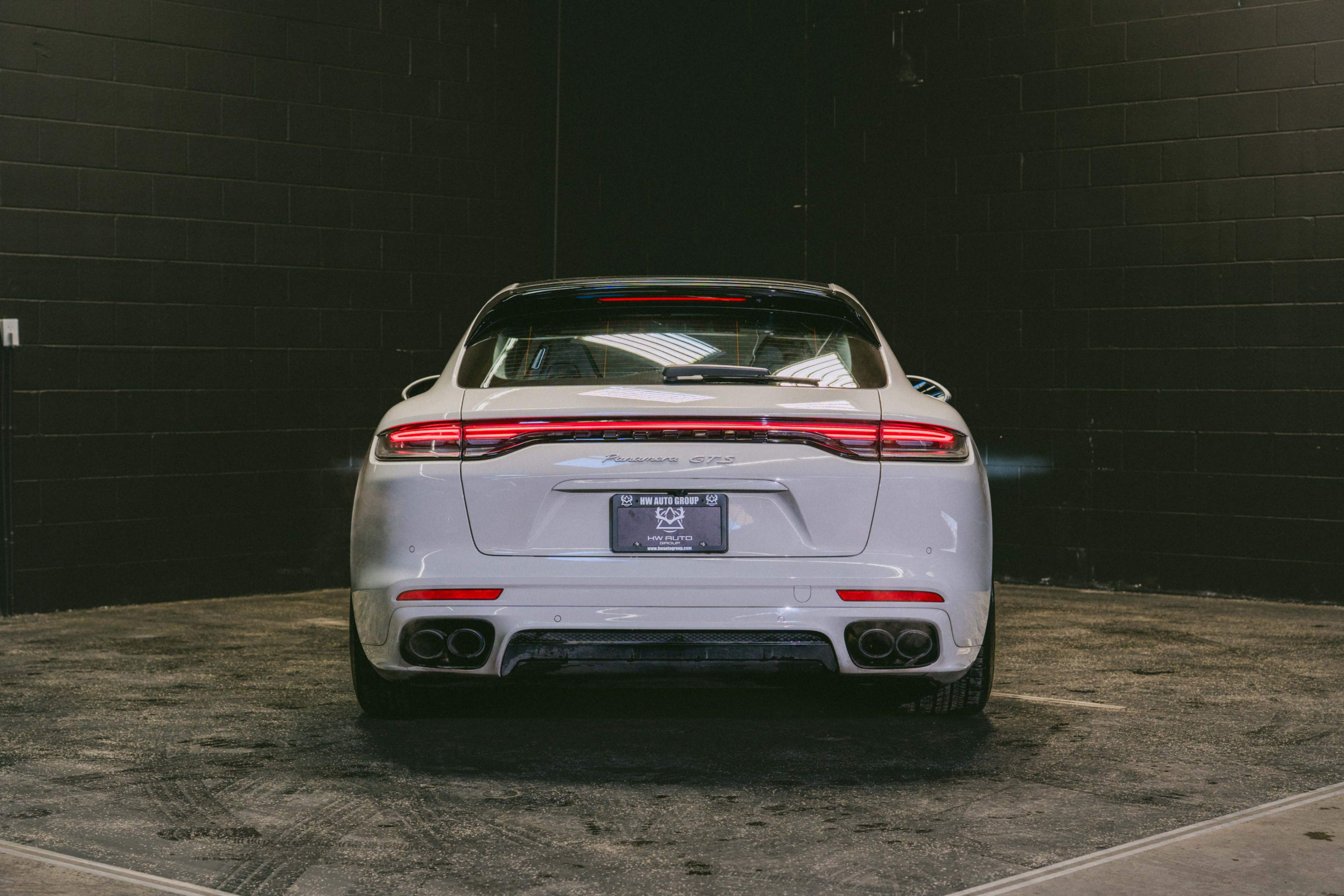 /hcwenterprisecorporation/2021-Porsche-Panamera-08672932038764092.jpg
