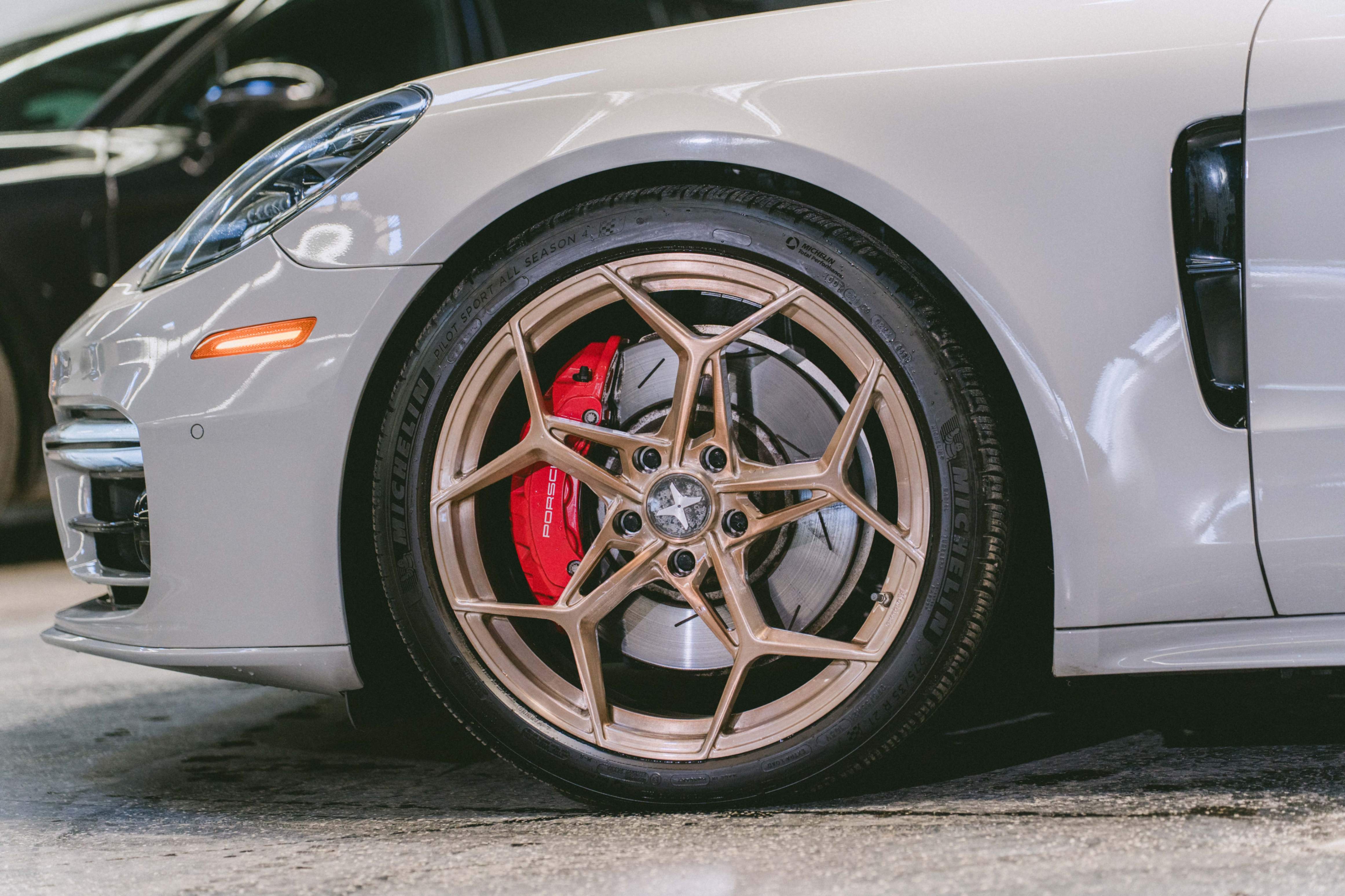 /hcwenterprisecorporation/2021-Porsche-Panamera-12929156907256822.jpg