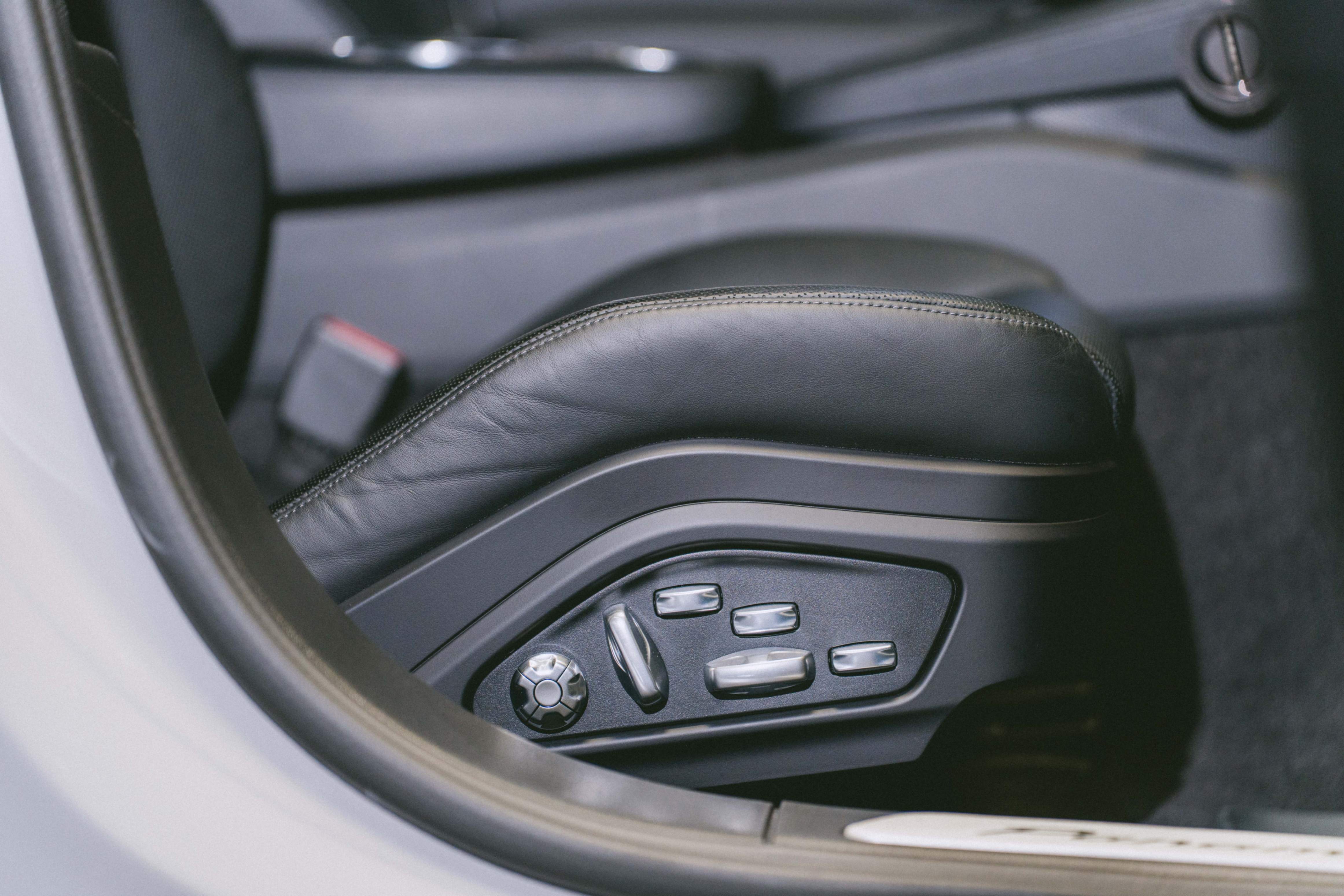 /hcwenterprisecorporation/2021-Porsche-Panamera-4677516528889294.jpg