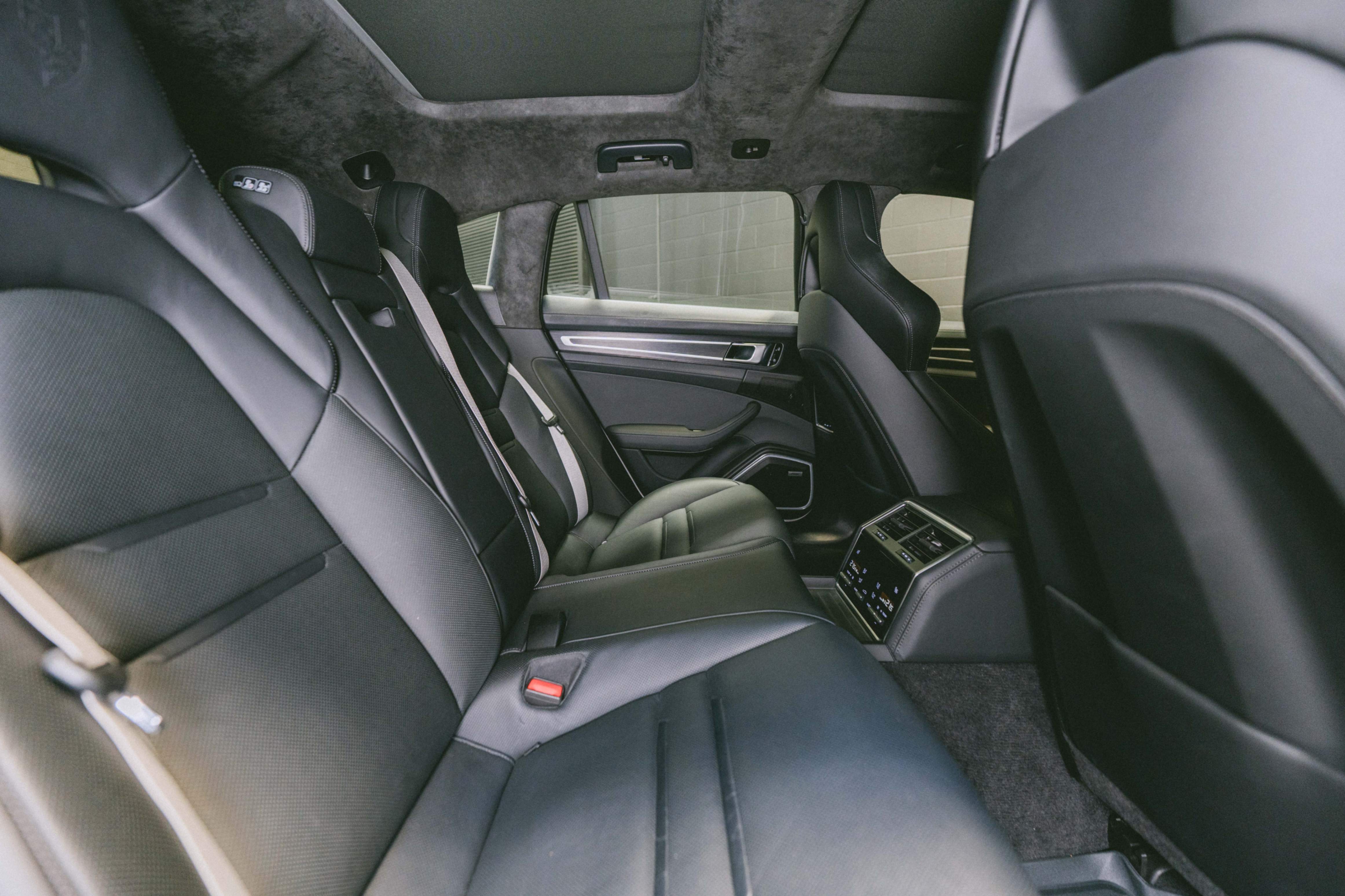 /hcwenterprisecorporation/2021-Porsche-Panamera-5784179378287027.jpg