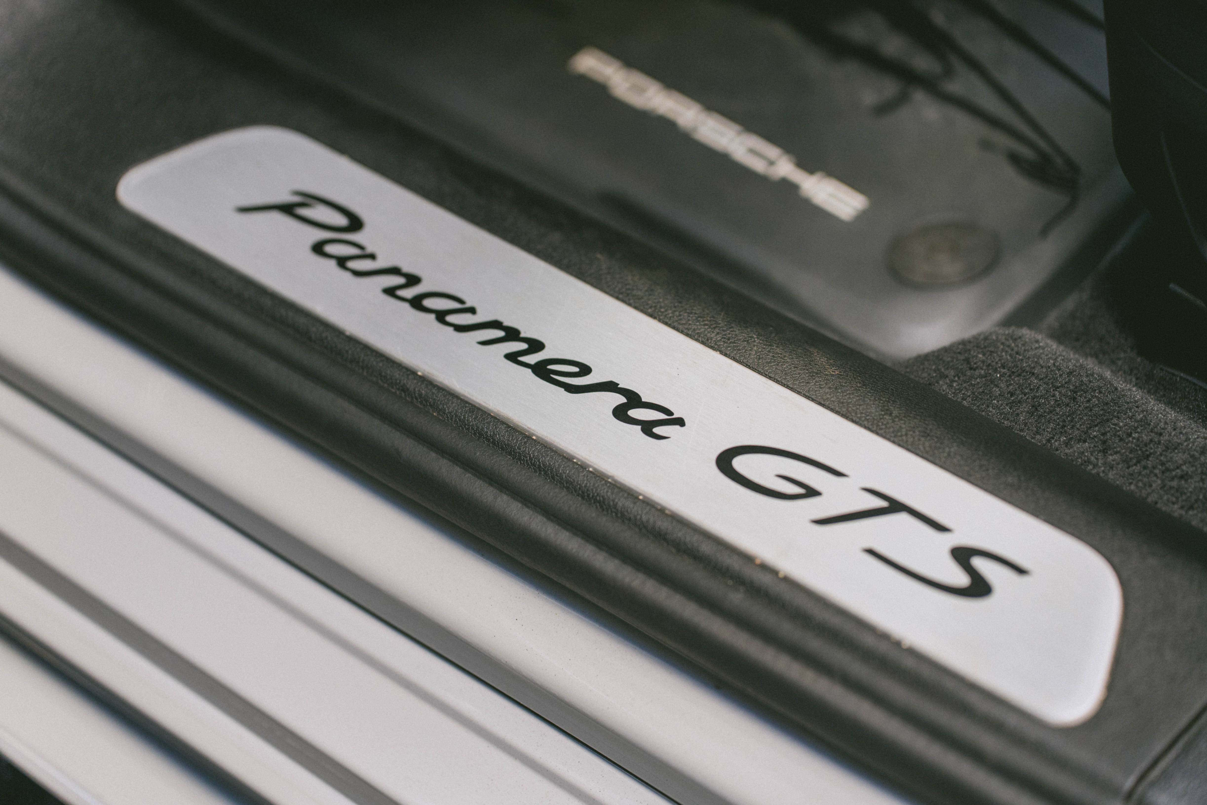 /hcwenterprisecorporation/2021-Porsche-Panamera-8881470474772601.jpg
