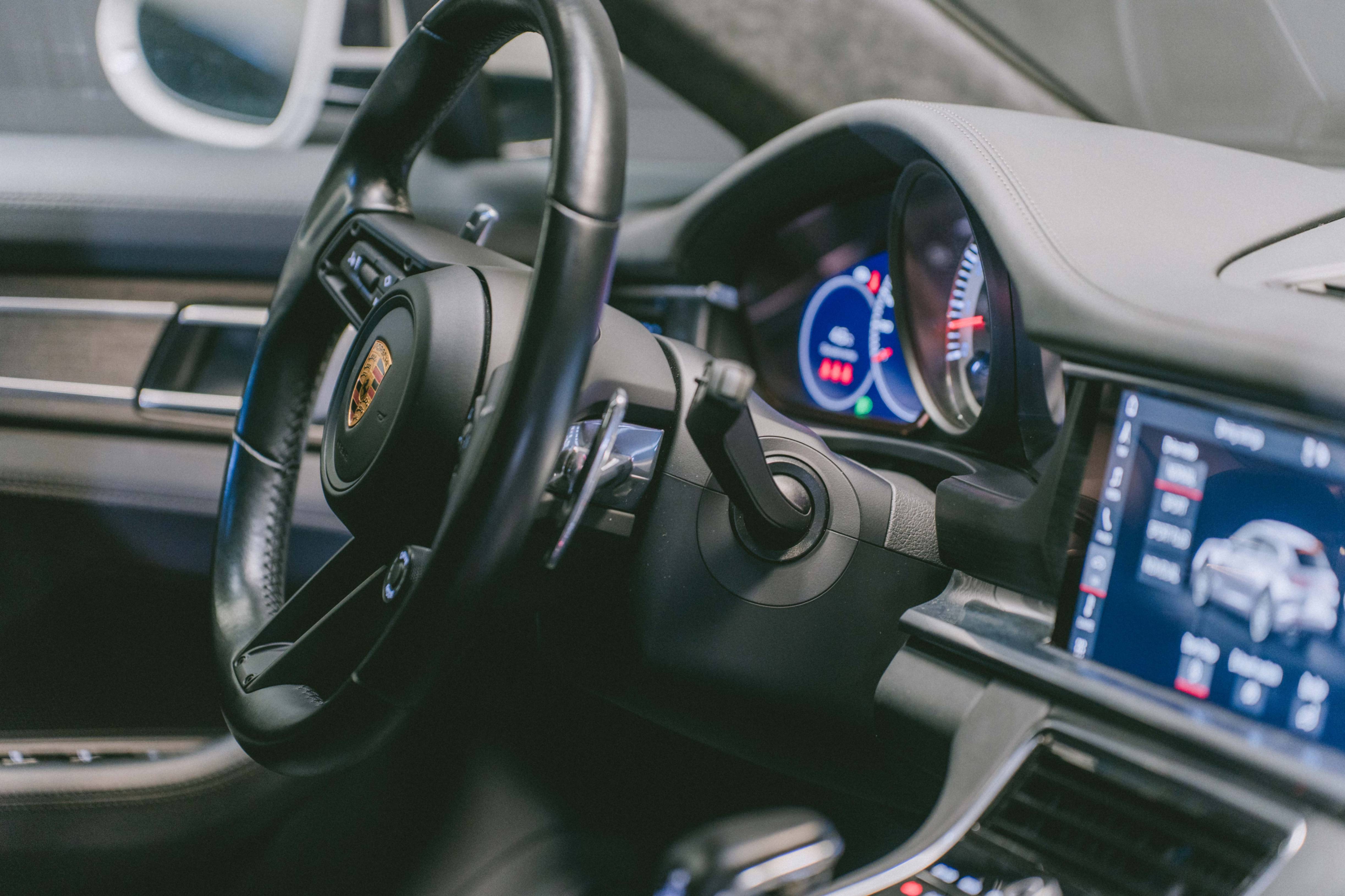 /hcwenterprisecorporation/2021-Porsche-Panamera-9769188297846652.jpg