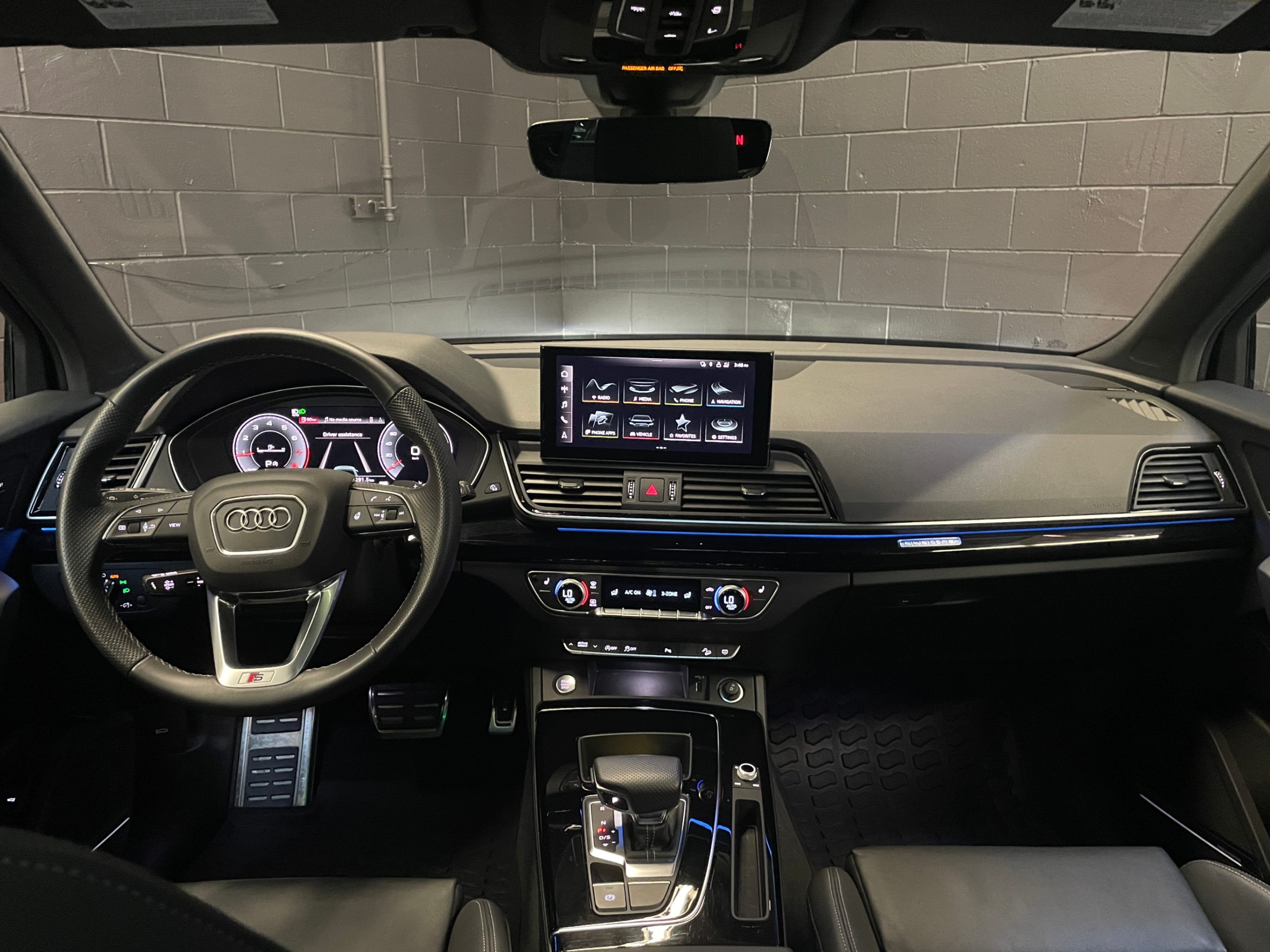 /hcwenterprisecorporation/2022-Audi-Q5-07565381188536069.jpg