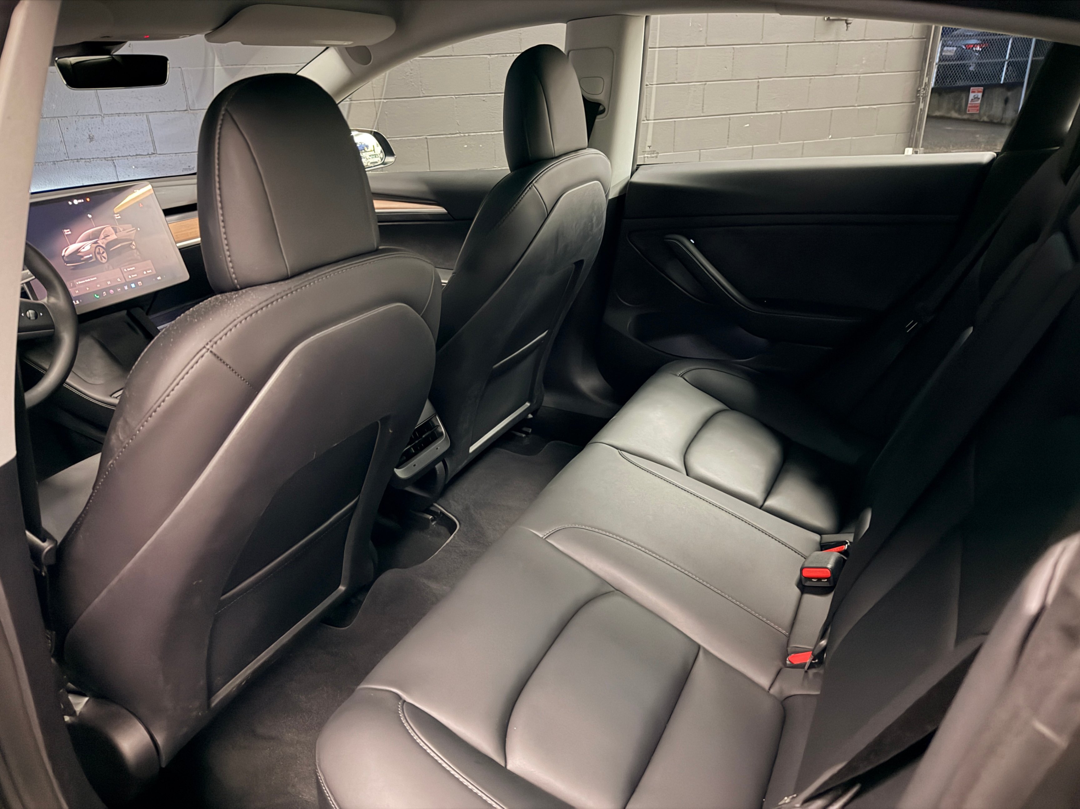 /hcwenterprisecorporation/2022-Tesla-Model3-27149745554464233.jpg
