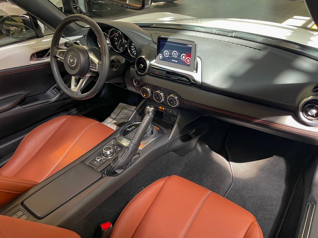 /hcwenterprisecorporation/2023-Mazda-MX-5-8572661907025143.jpg