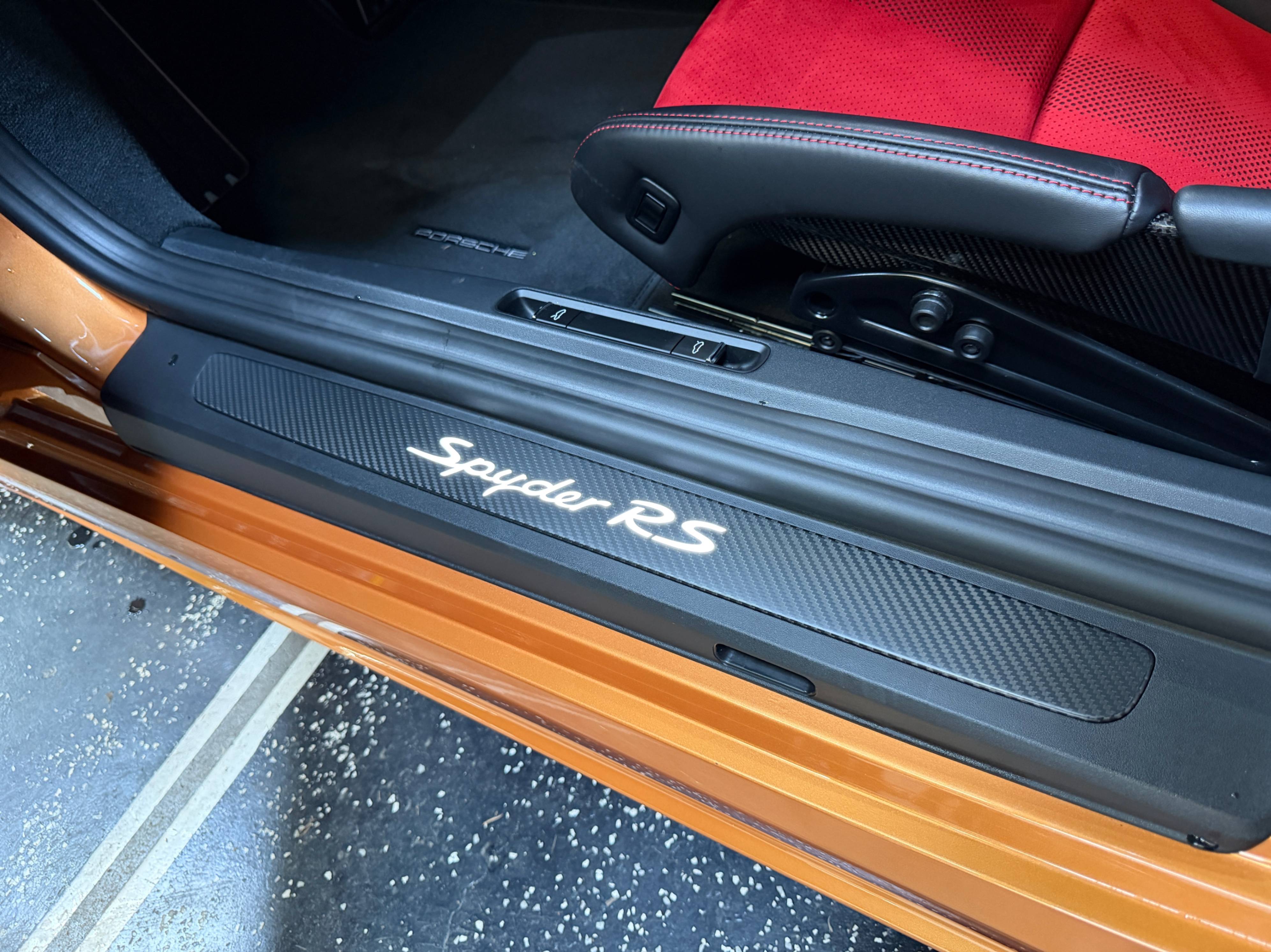 /hcwenterprisecorporation/2024-Porsche-Boxster-3865684642244662.jpg
