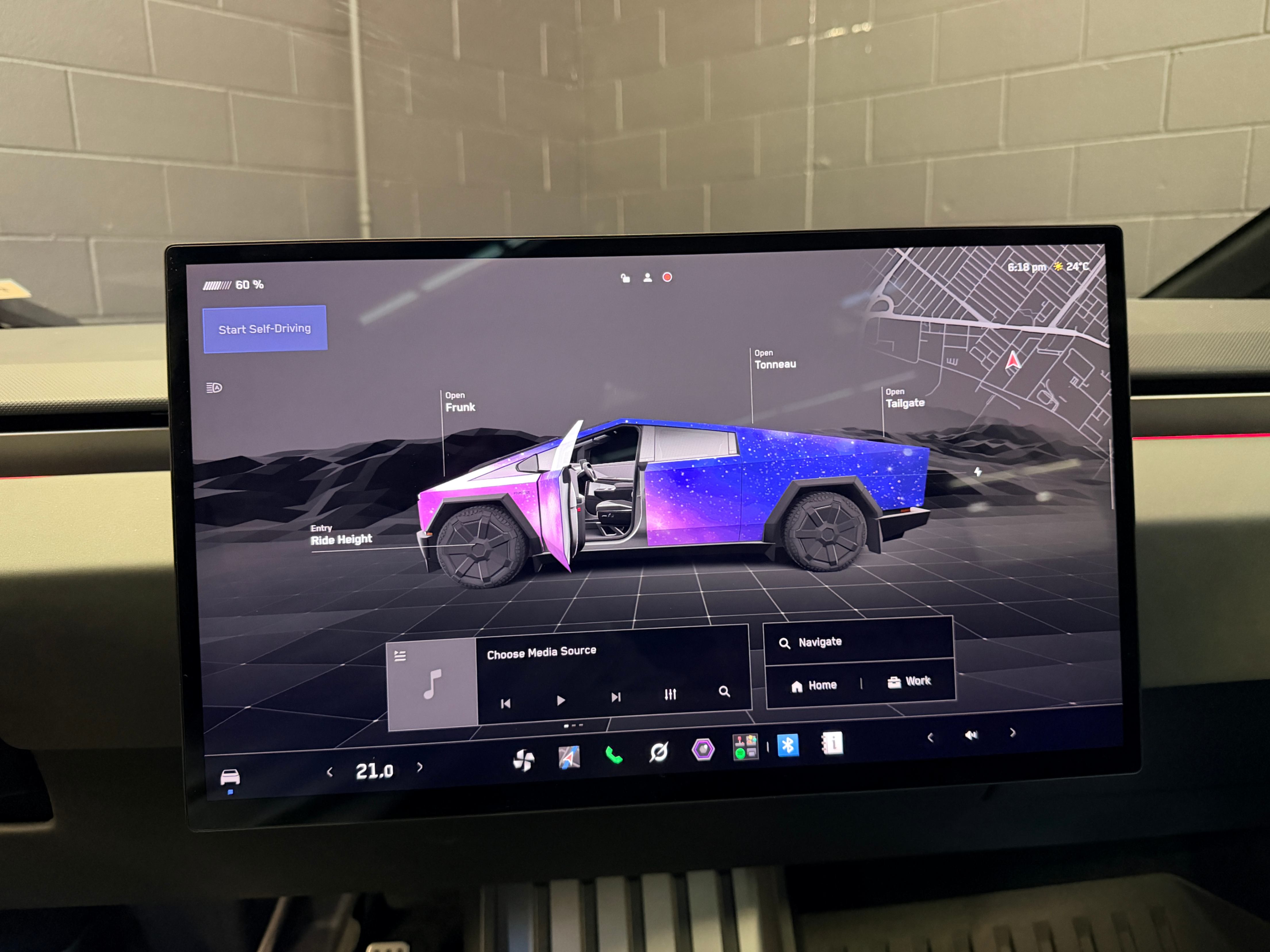 /hcwenterprisecorporation/2024-Tesla-Cybertruck-952463271998546.jpg