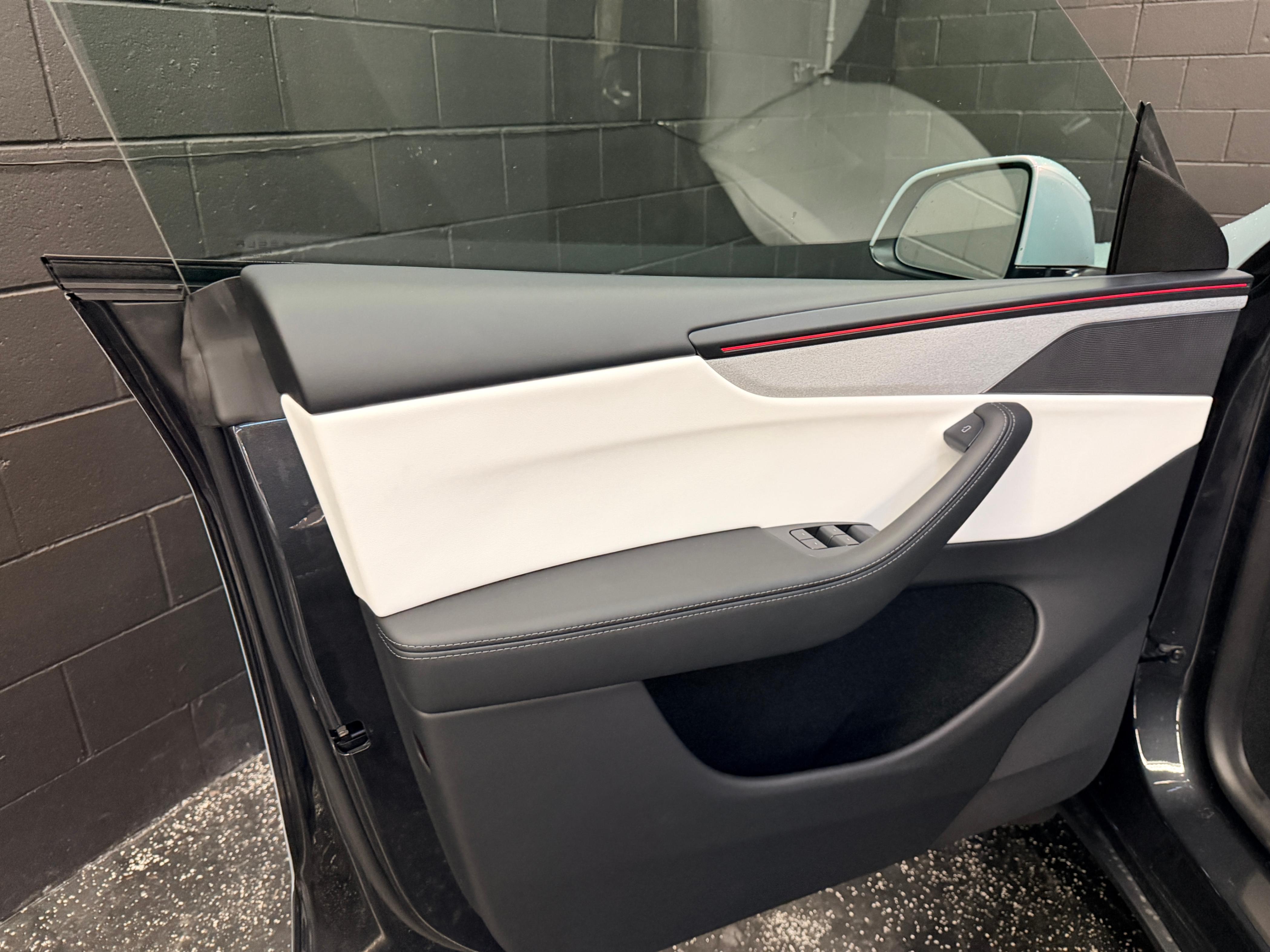 /hcwenterprisecorporation/2026-Tesla-ModelY-5062225059730894.jpg