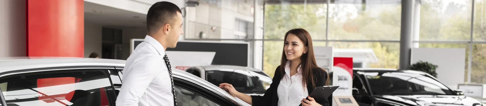 https://image123.azureedge.net/highstreetcars1/48972229279103763-service.webp