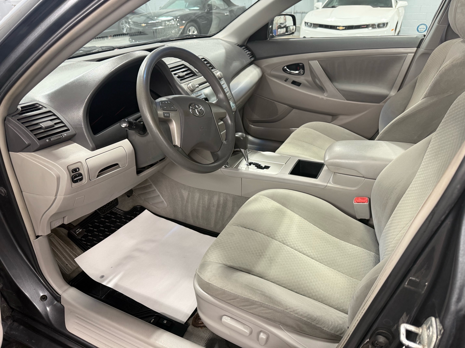 /houseofcars/2009-Toyota-Camry-962512313765381.jpg