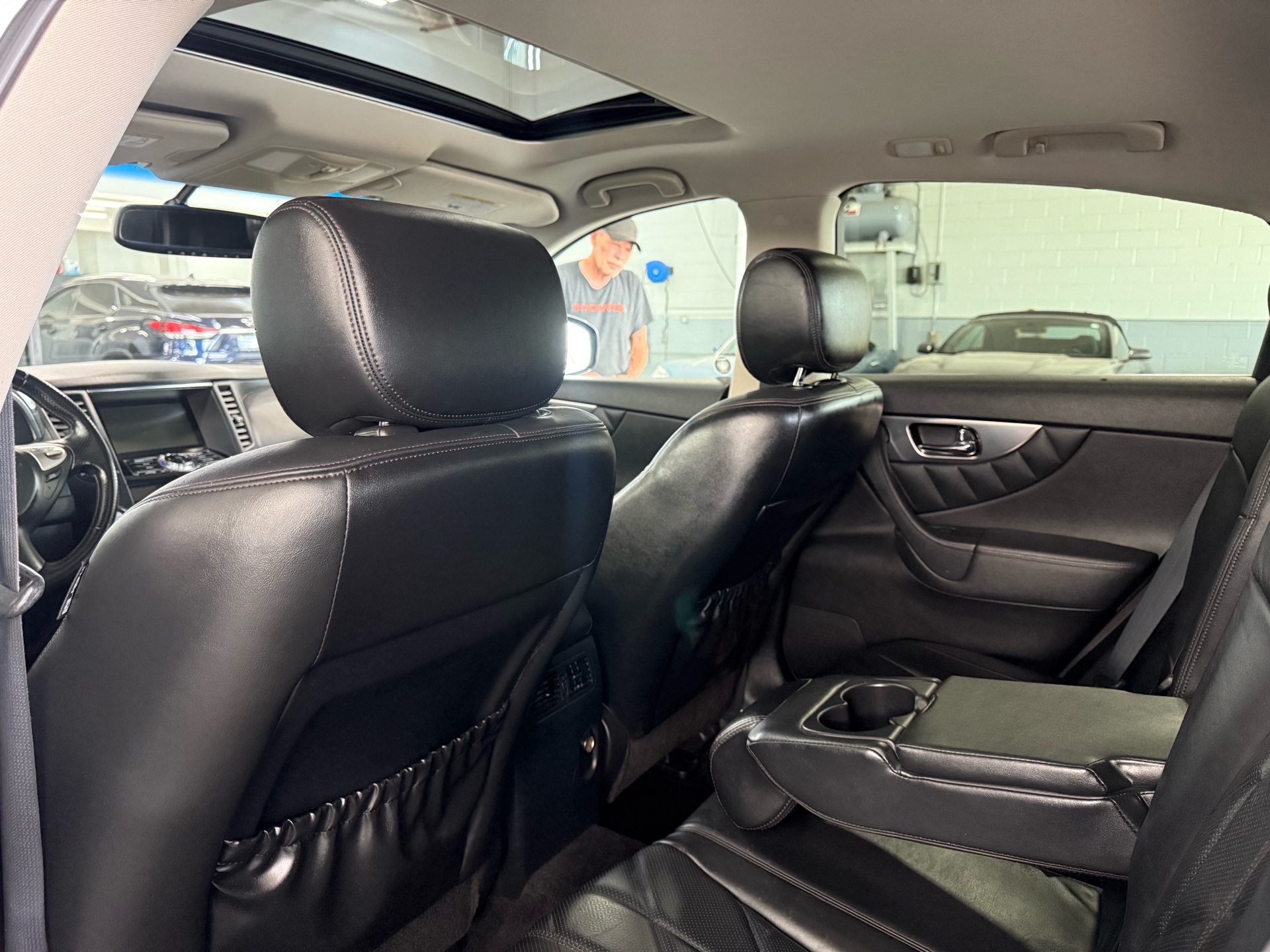 /houseofcars/2010-INFINITI-FX35-4583792665519686.jpg