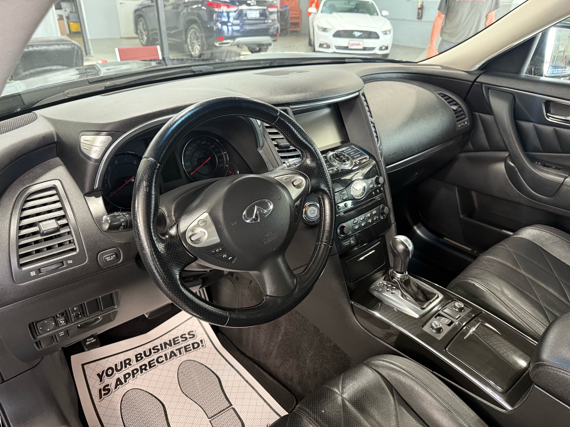 /houseofcars/2010-INFINITI-FX35-6513140962718029.jpg