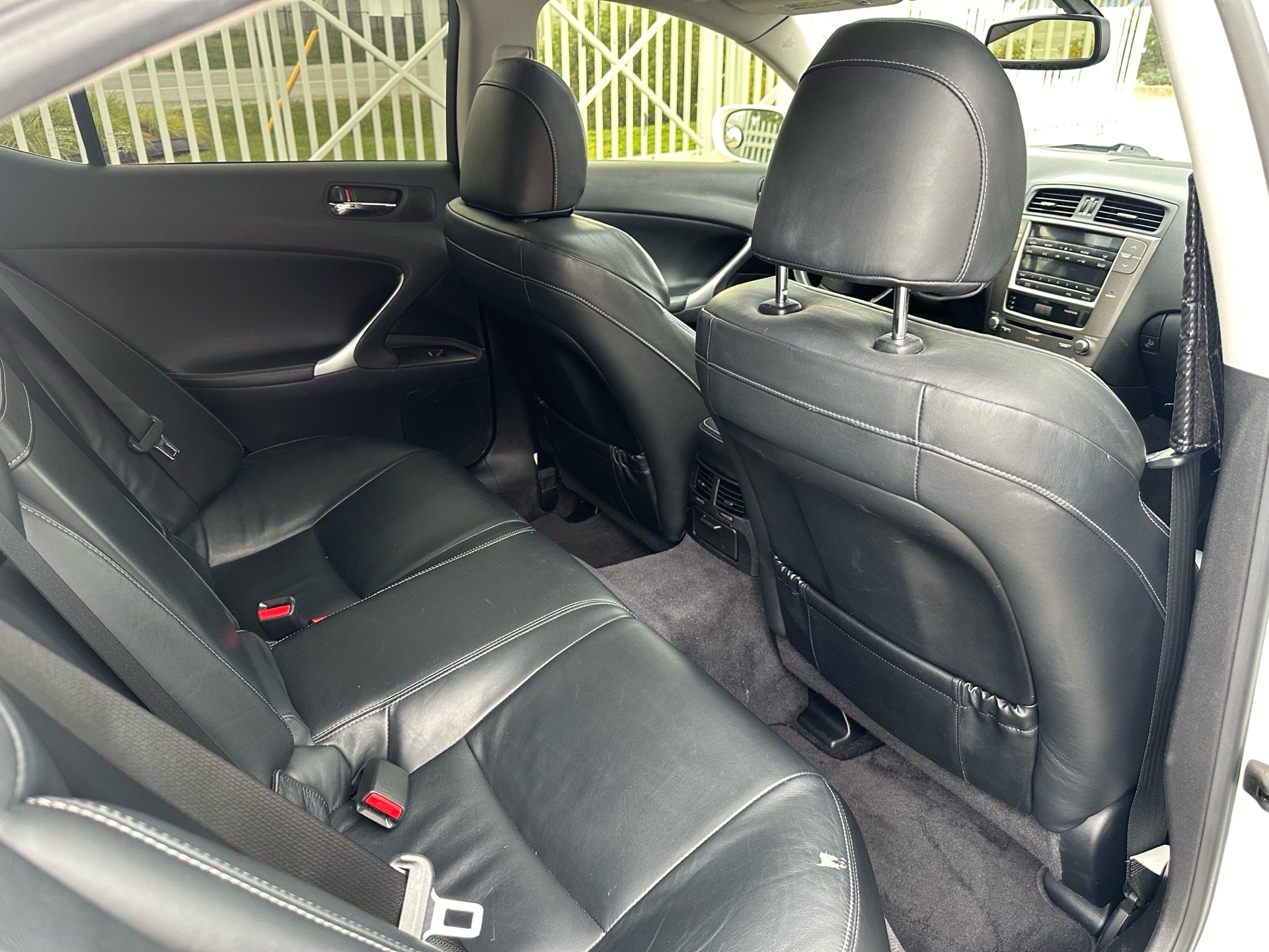 /houseofcars/2010-Lexus-IS250-06763153888839746.jpg