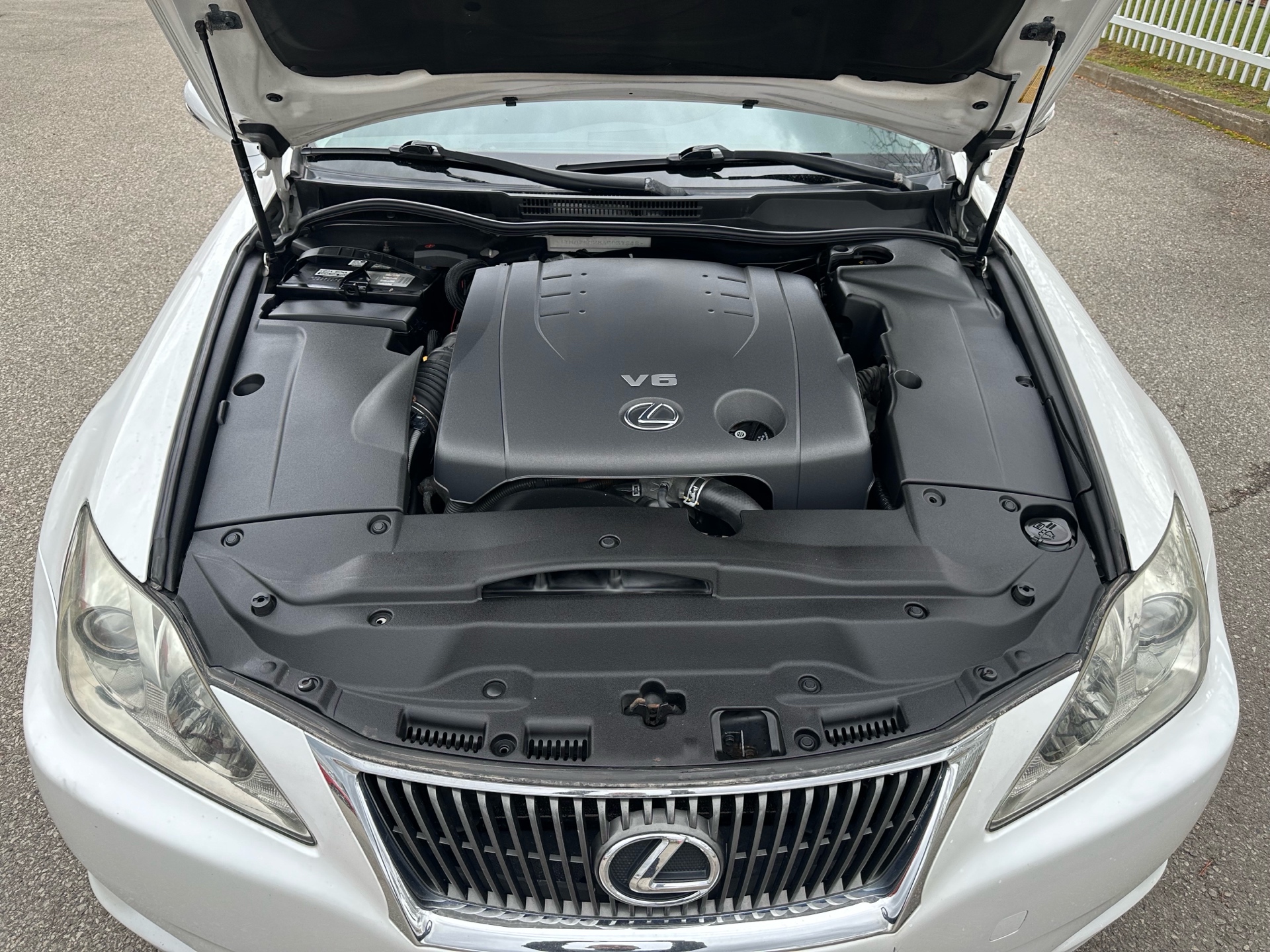 /houseofcars/2010-Lexus-IS250-6029267643712815.jpg