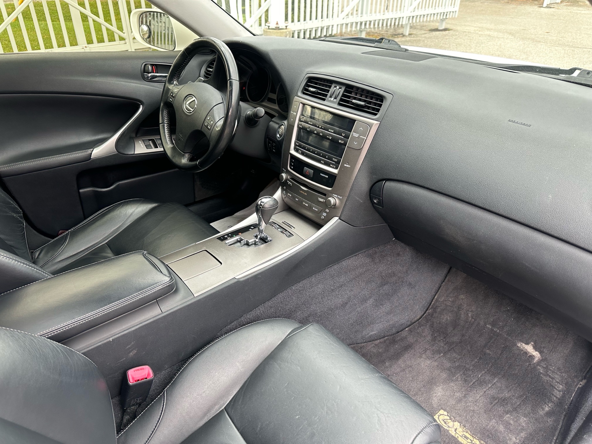 /houseofcars/2010-Lexus-IS250-9307333482807114.jpg
