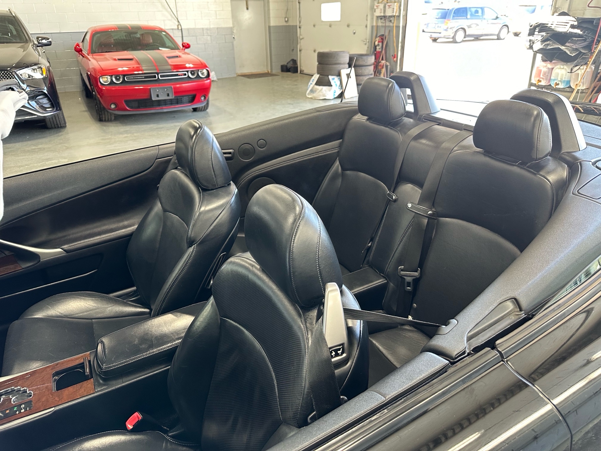 /houseofcars/2010-Lexus-IS250C-0372135823213795.jpg